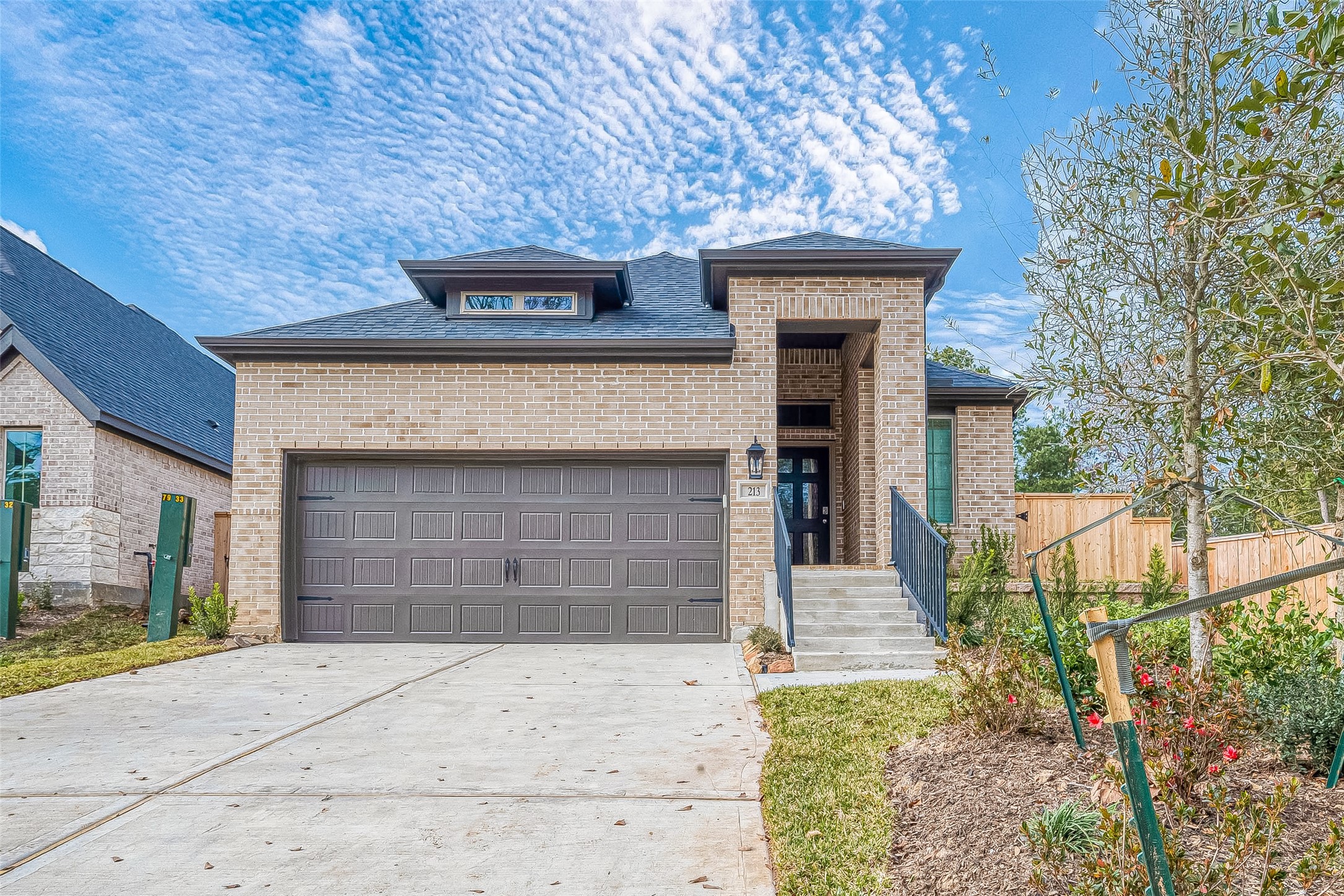 213 McCrea Court, Montgomery, TX 77316