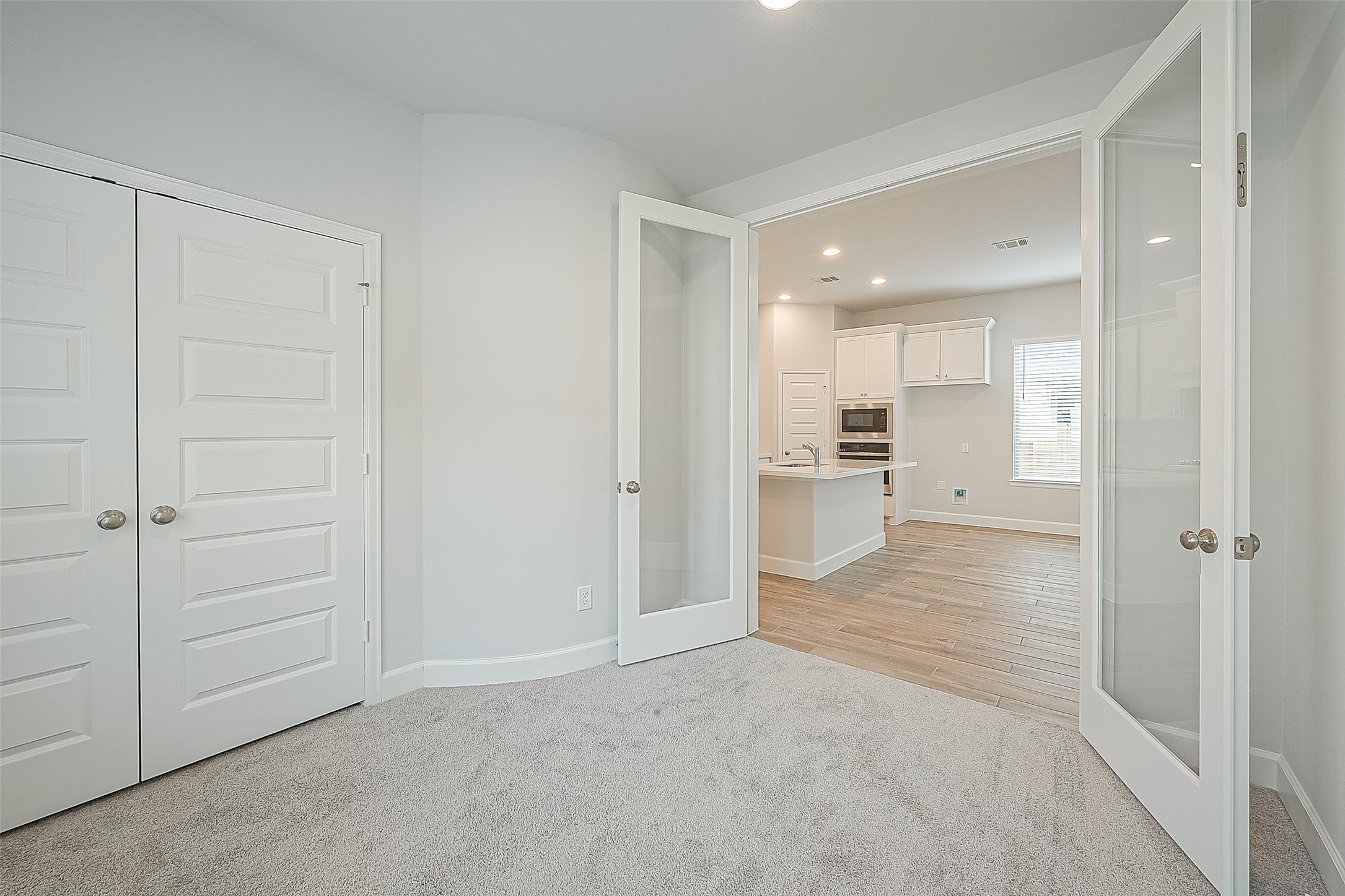 213 McCrea Court, Montgomery, TX 77316