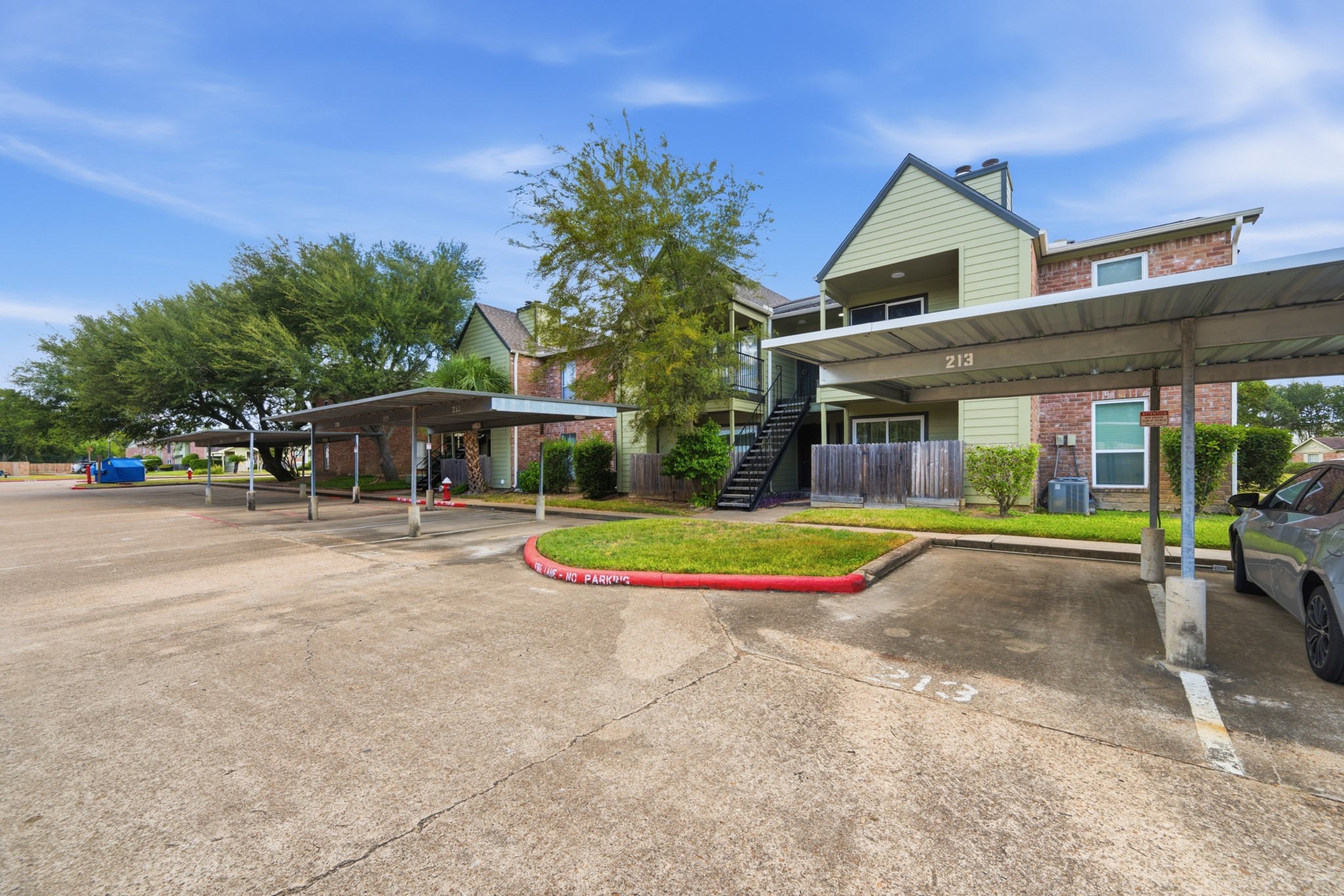 18800 Egret Bay Boulevard, #300, Webster, TX 77058