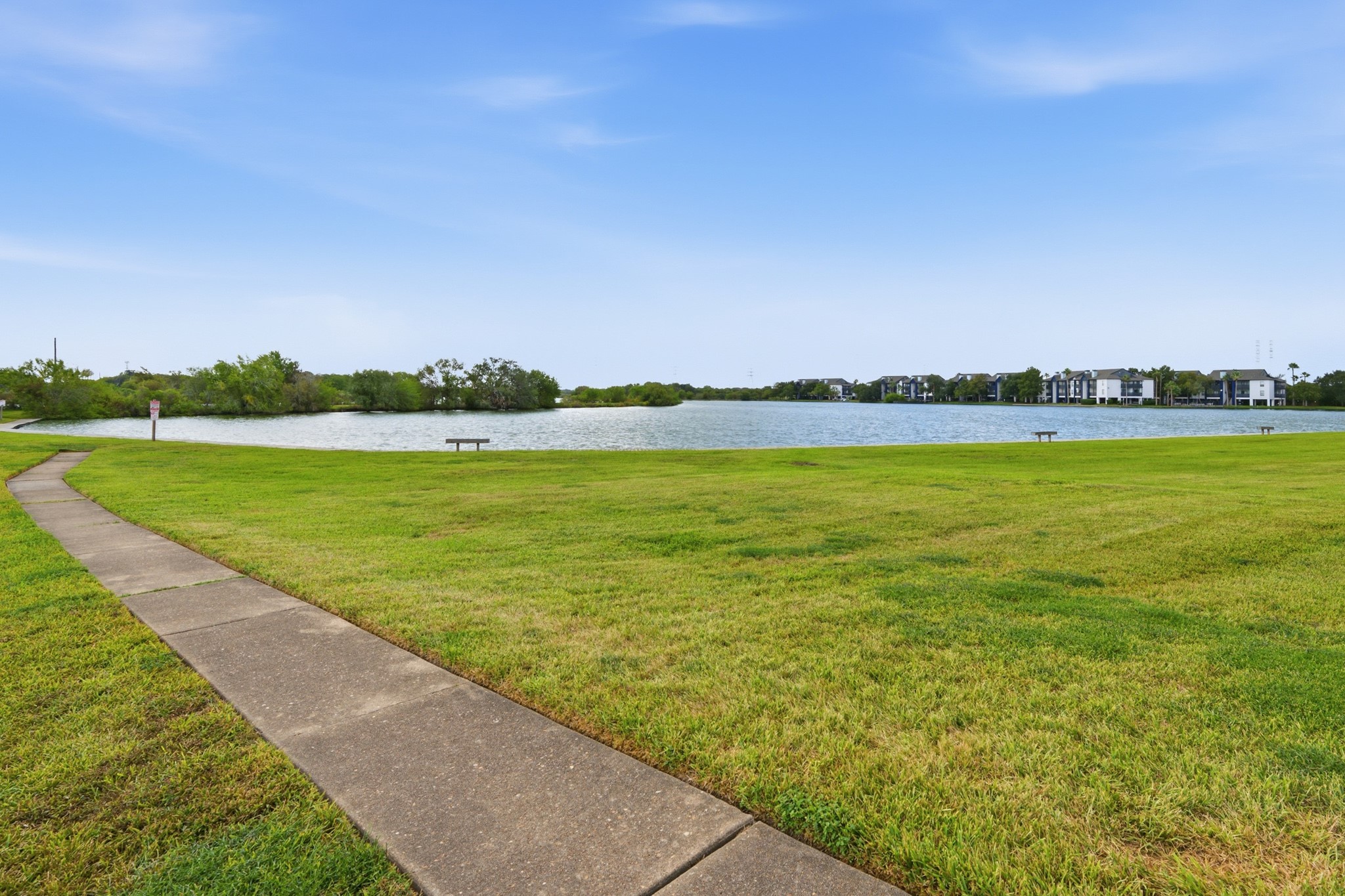 18800 Egret Bay Boulevard, #300, Webster, TX 77058