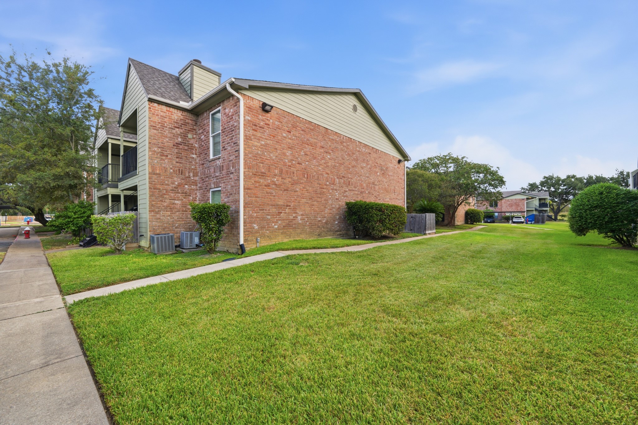 18800 Egret Bay Boulevard, #300, Webster, TX 77058