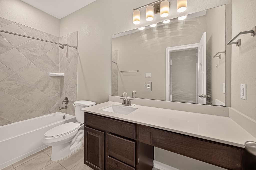 6031 Diamond Sky Lane, Houston, TX 77048