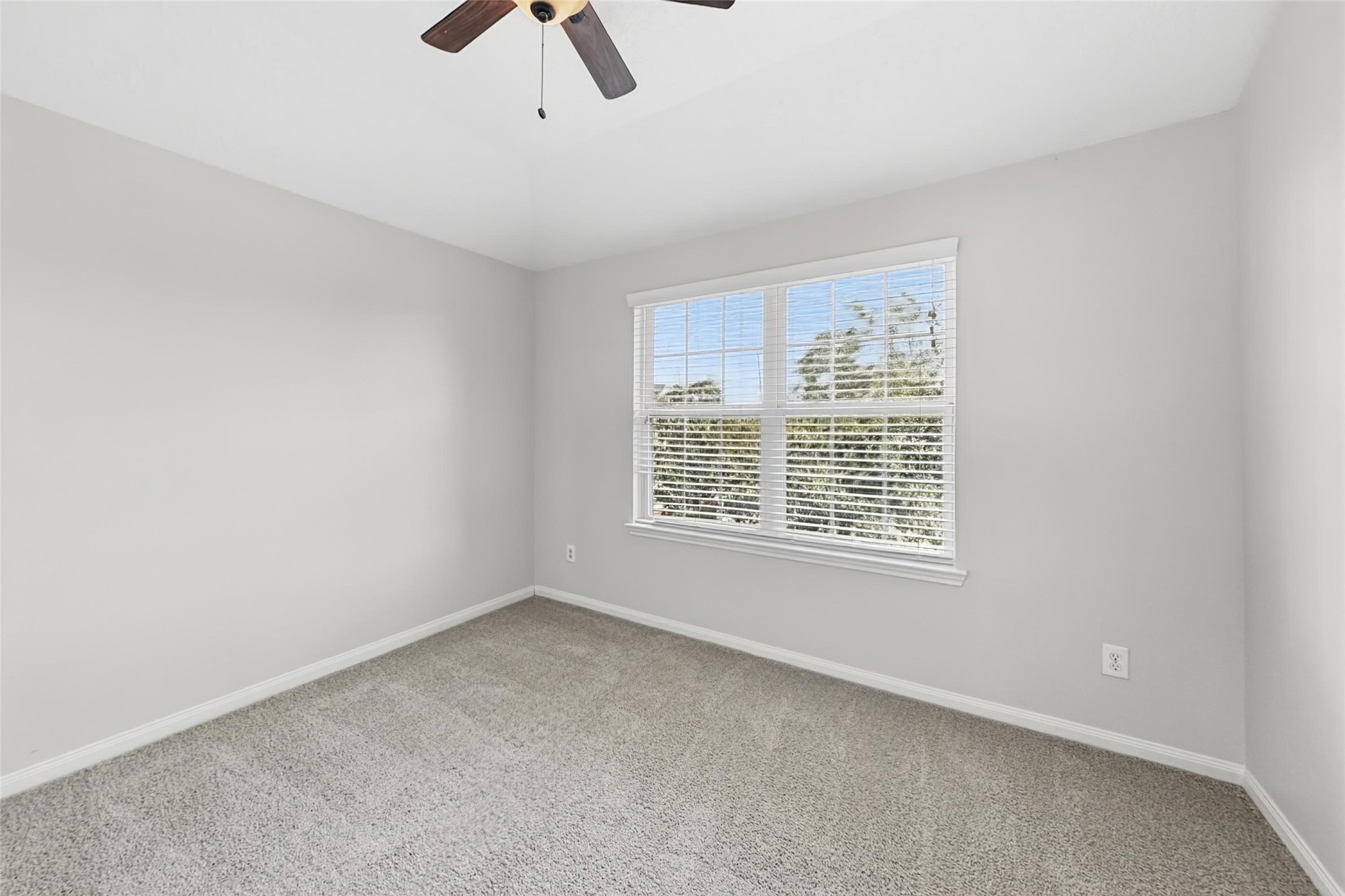 802 Glen Abbey Drive, Katy, TX 77494
