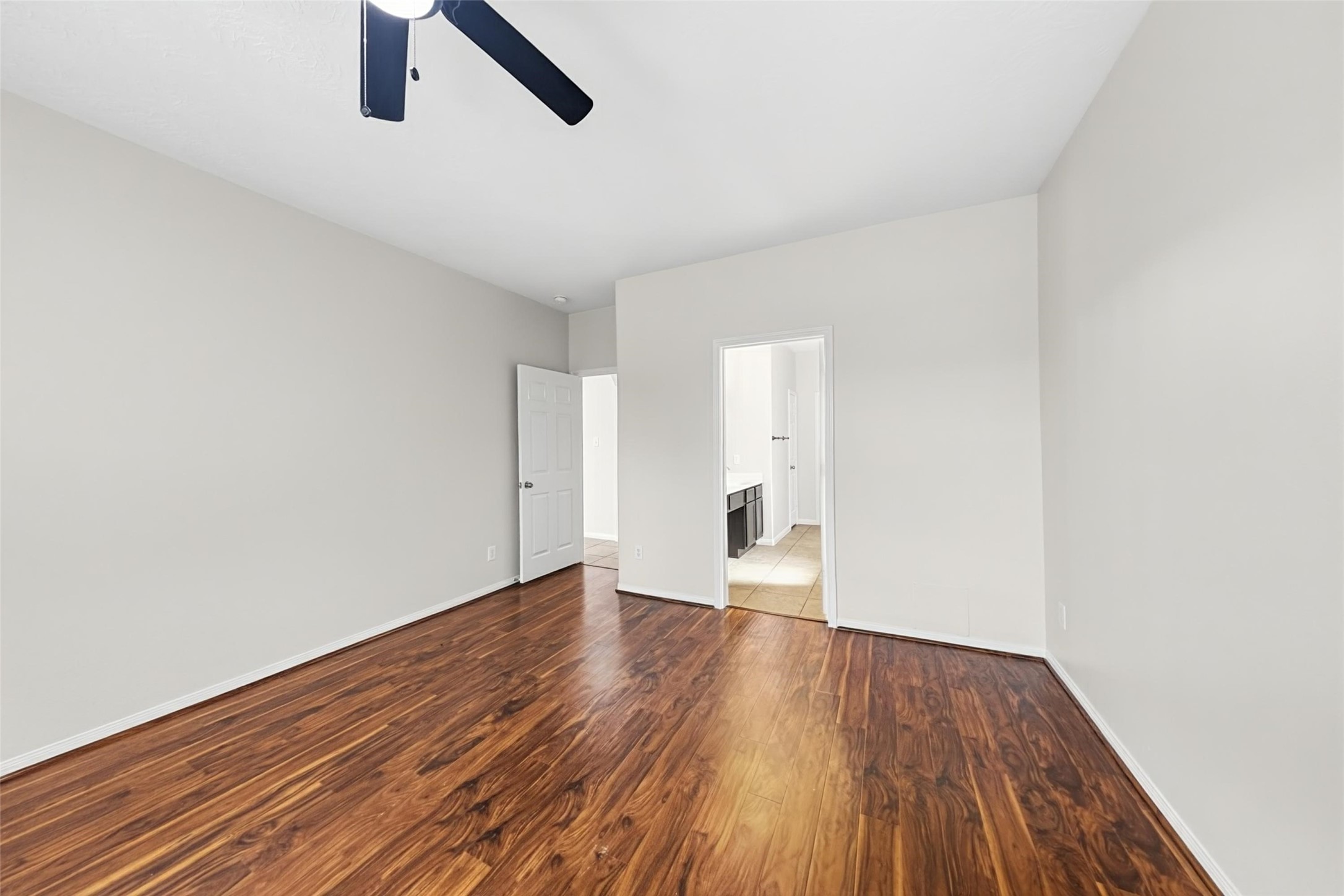 802 Glen Abbey Drive, Katy, TX 77494