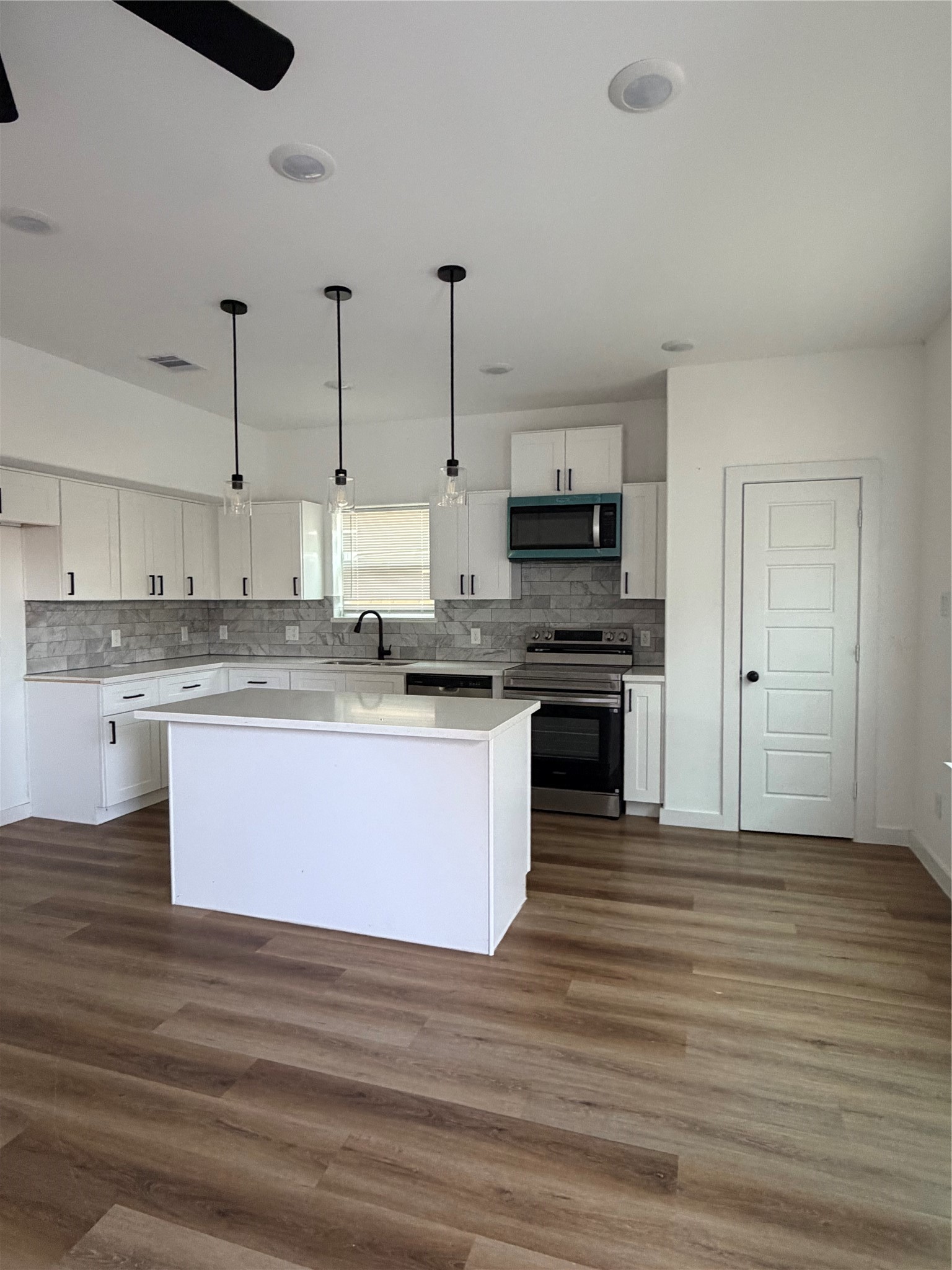 8019 Birmingham Street, #B, Houston, TX 77028