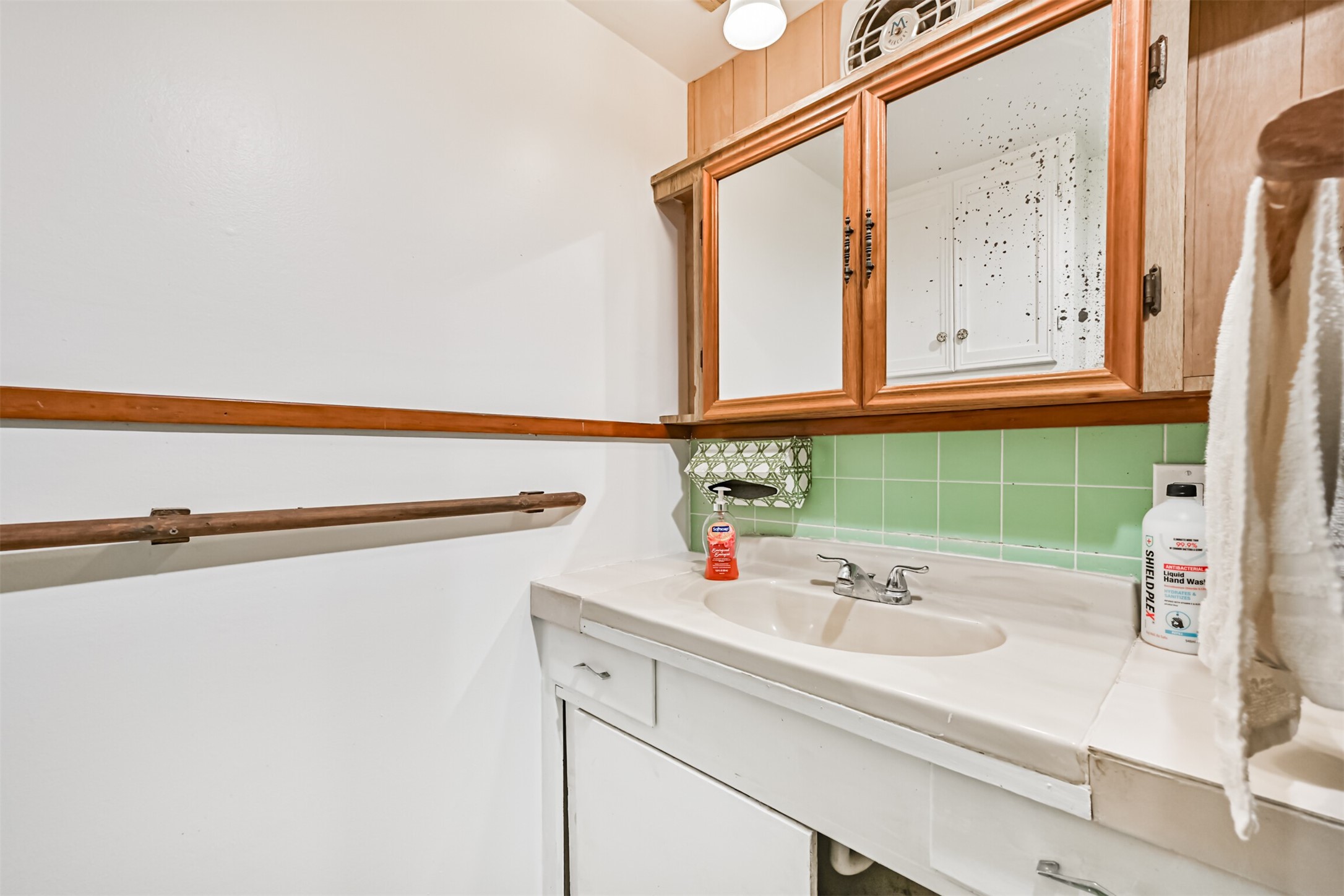 1102 9th Street, Galveston, TX 77550
