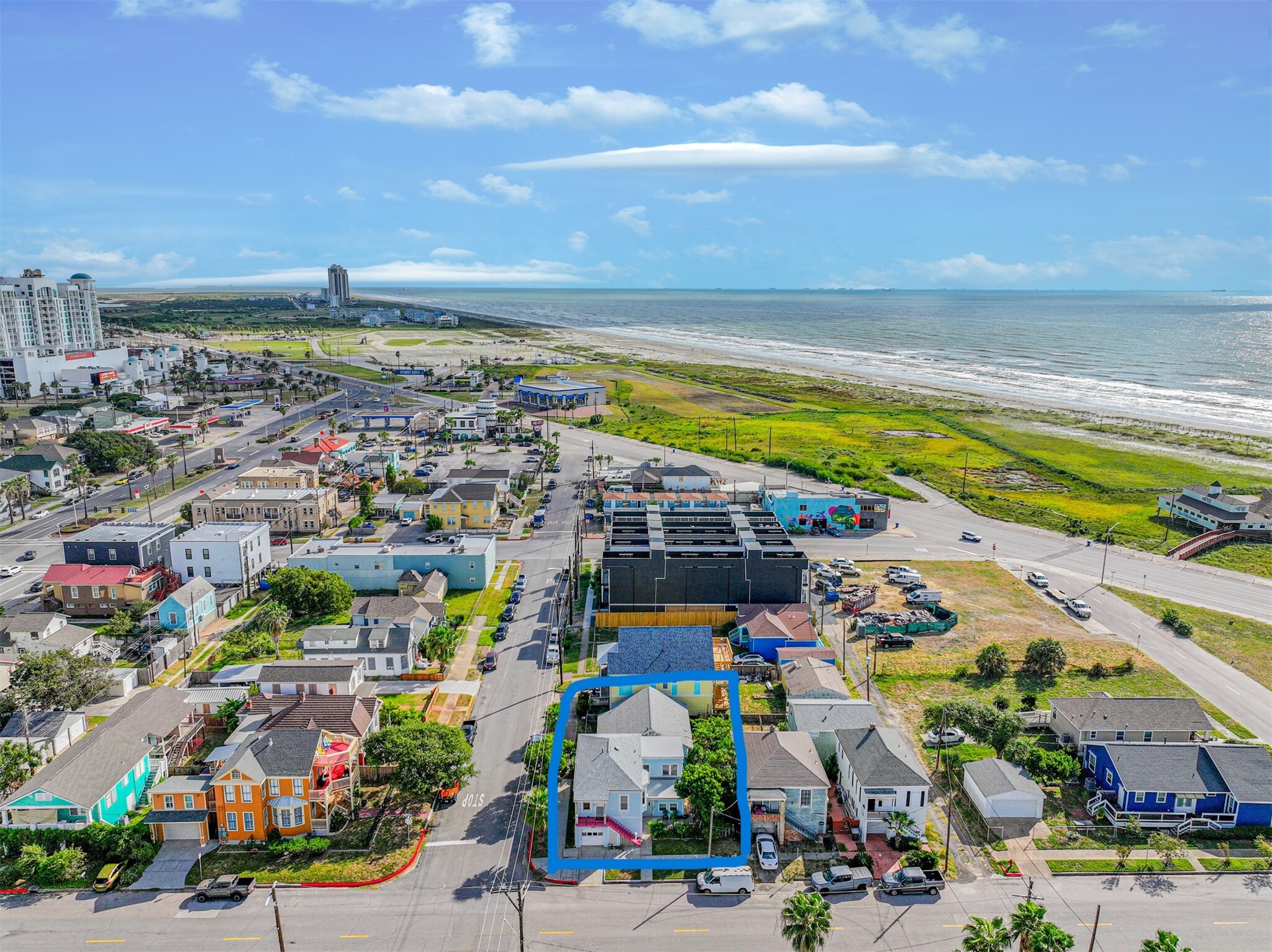 1102 9th Street, Galveston, TX 77550