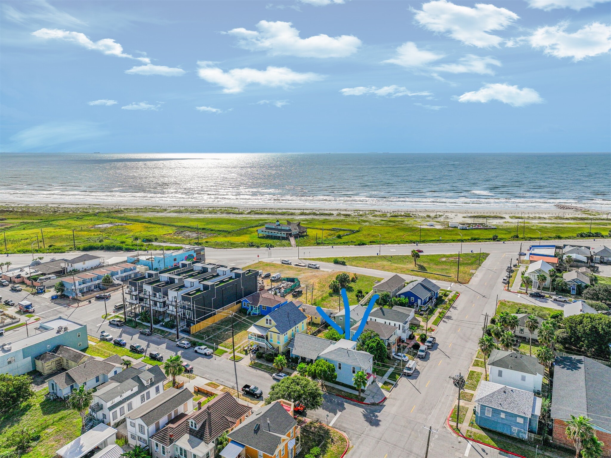 1102 9th Street, Galveston, TX 77550