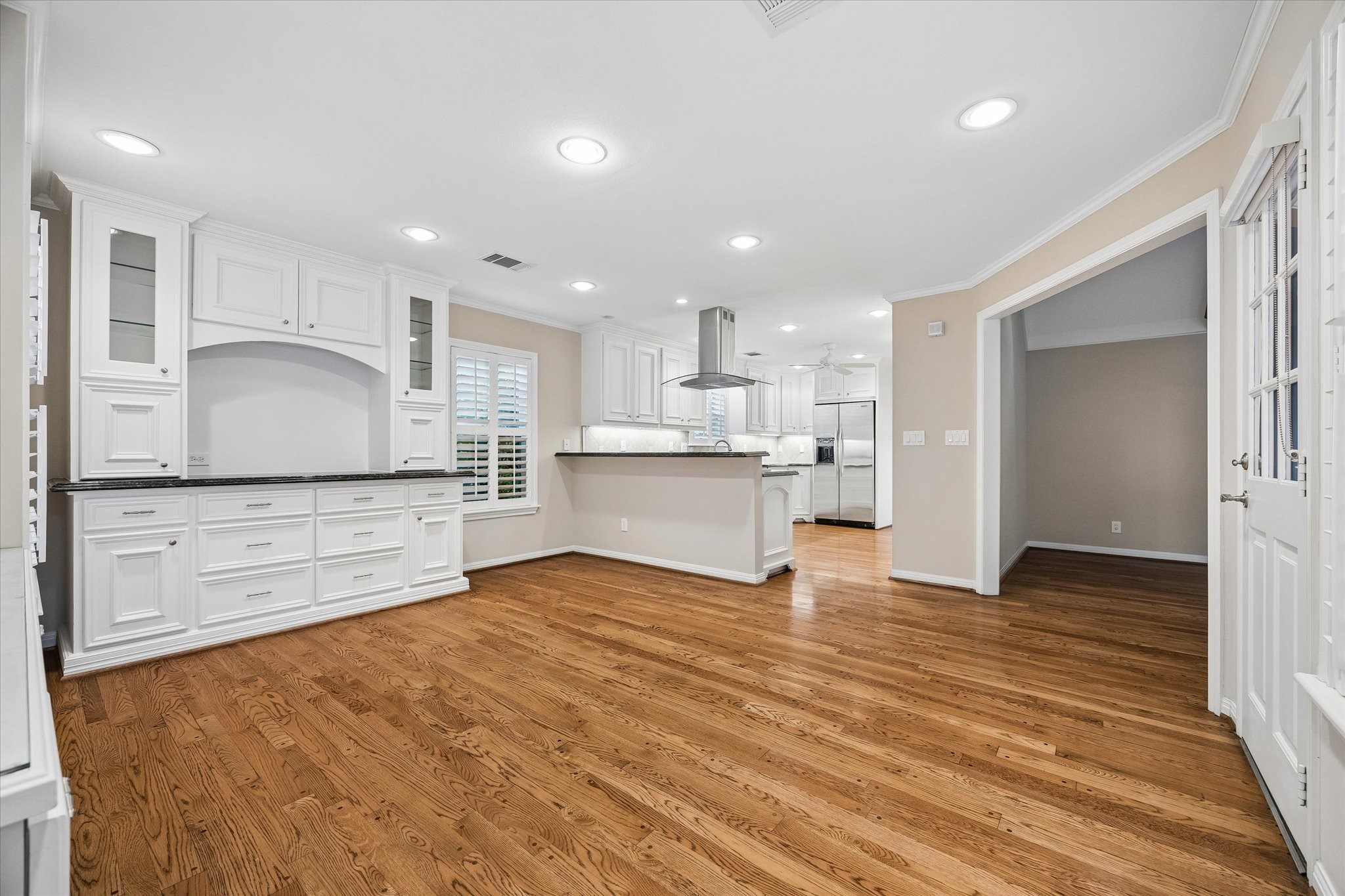 6235 Sugar Hill Drive, Houston, TX 77057