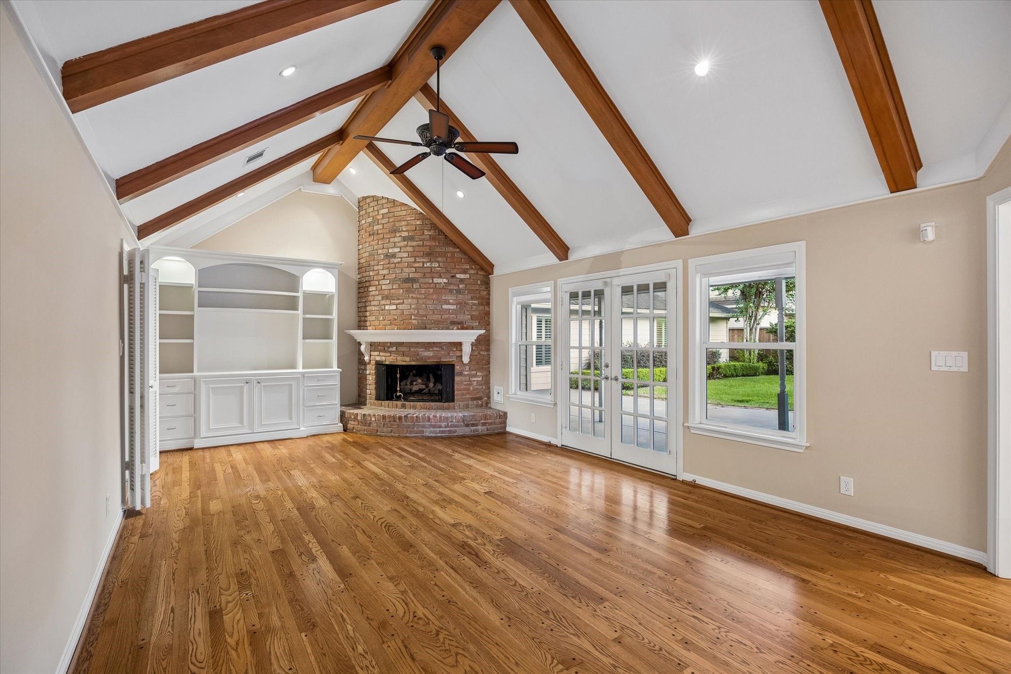 6235 Sugar Hill Drive, Houston, TX 77057
