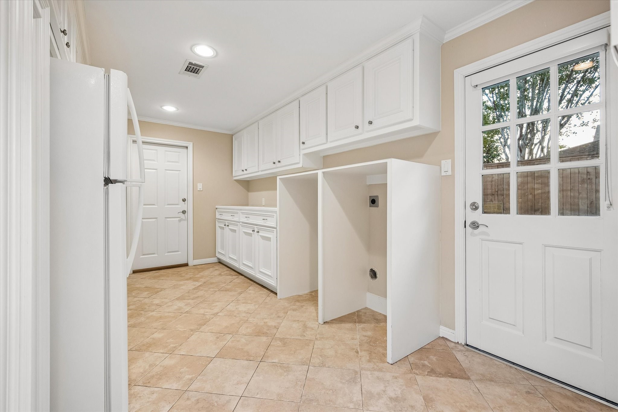 6235 Sugar Hill Drive, Houston, TX 77057