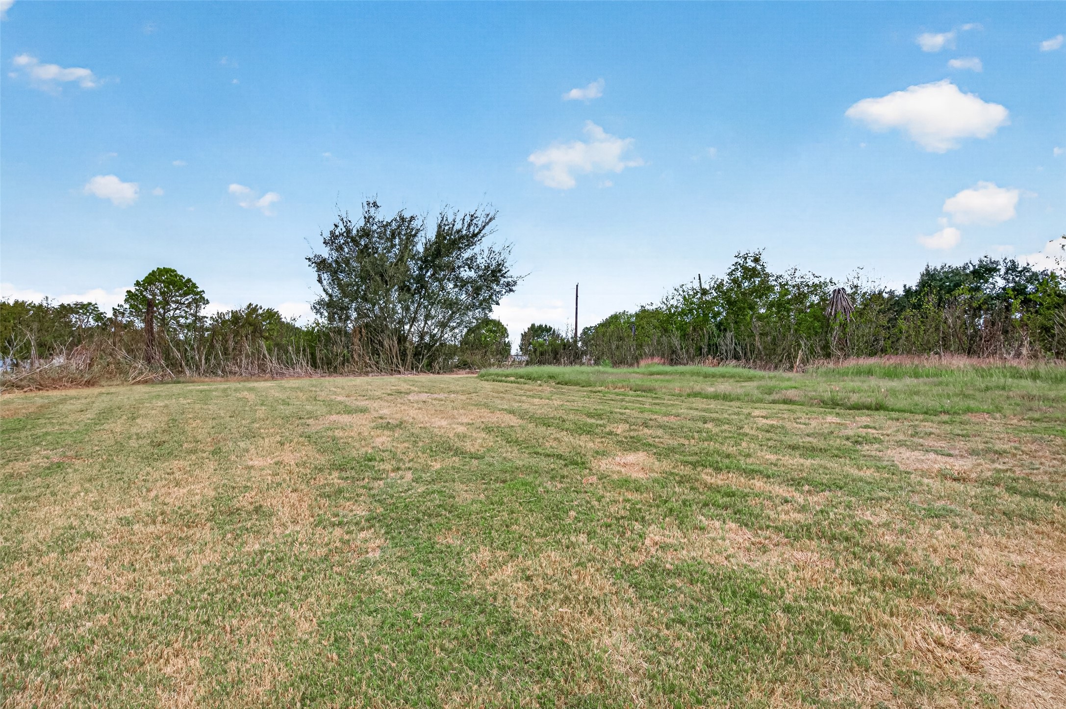 6823 Koeblen Road, Richmond, TX 77469
