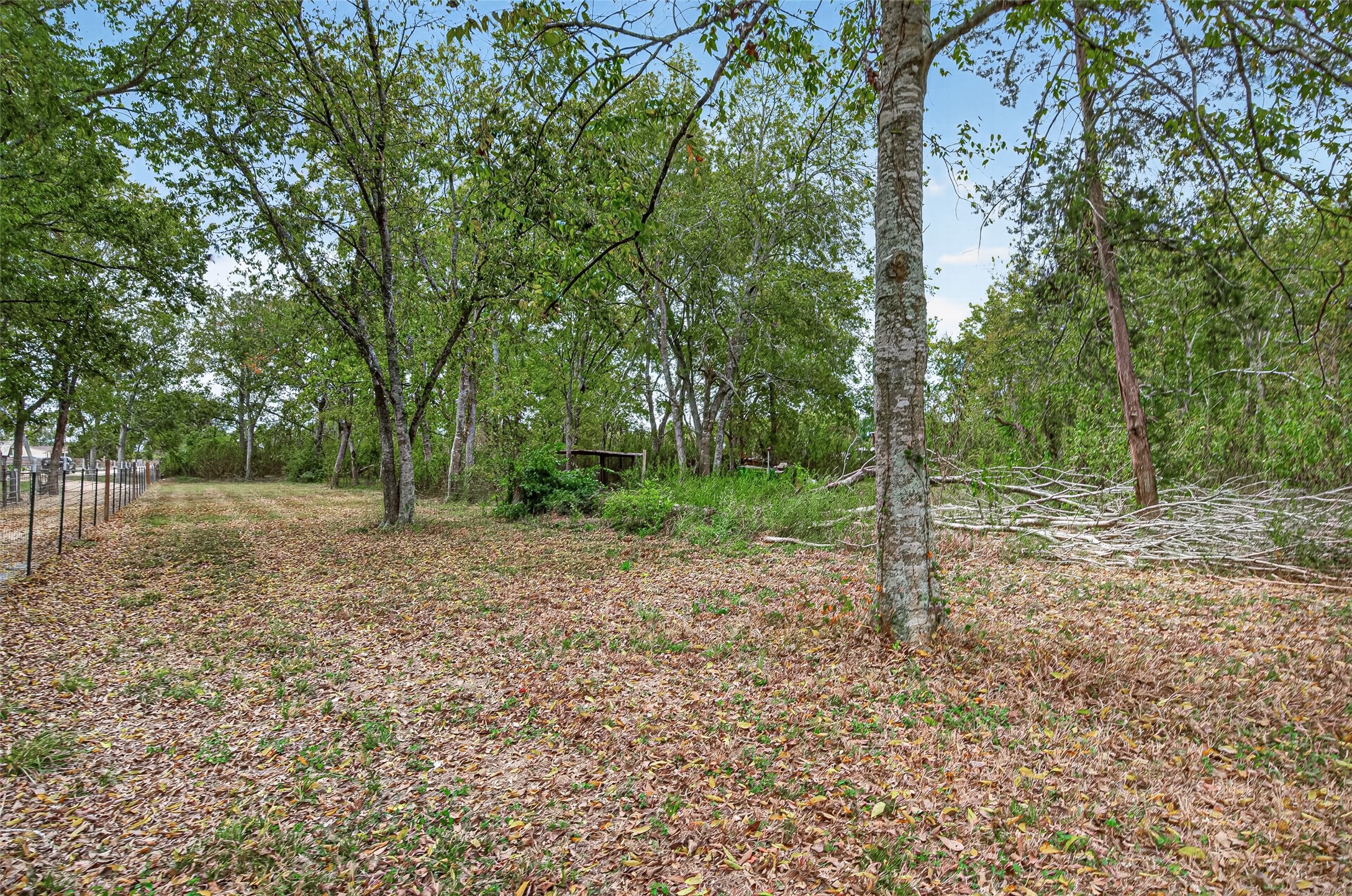 6823 Koeblen Road, Richmond, TX 77469