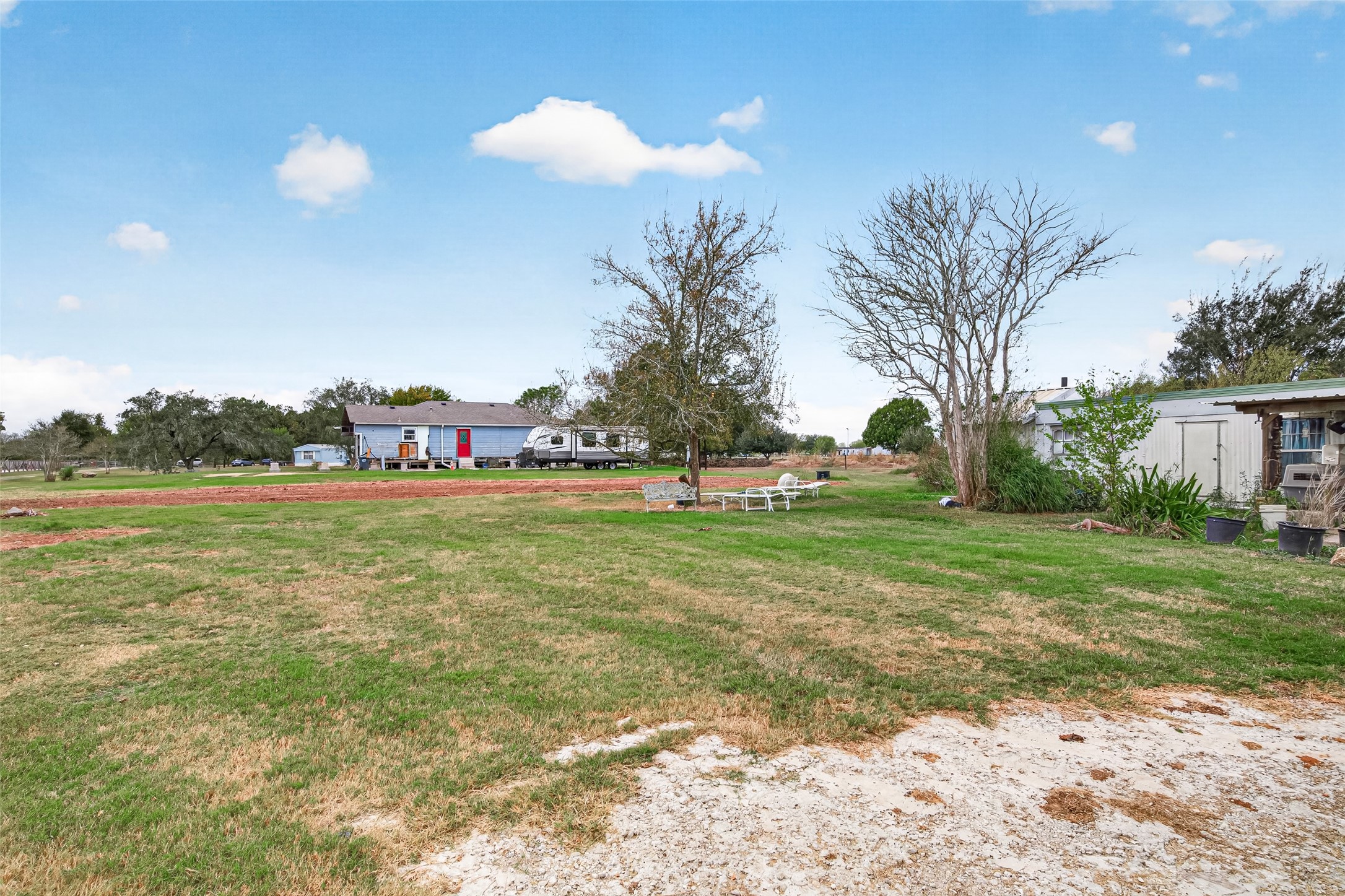 6823 Koeblen Road, Richmond, TX 77469