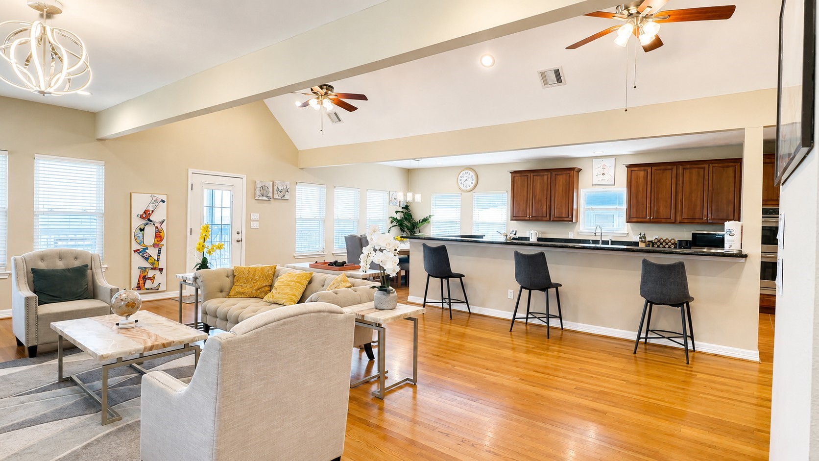 1813 Avenue A, Dickinson, TX 77539