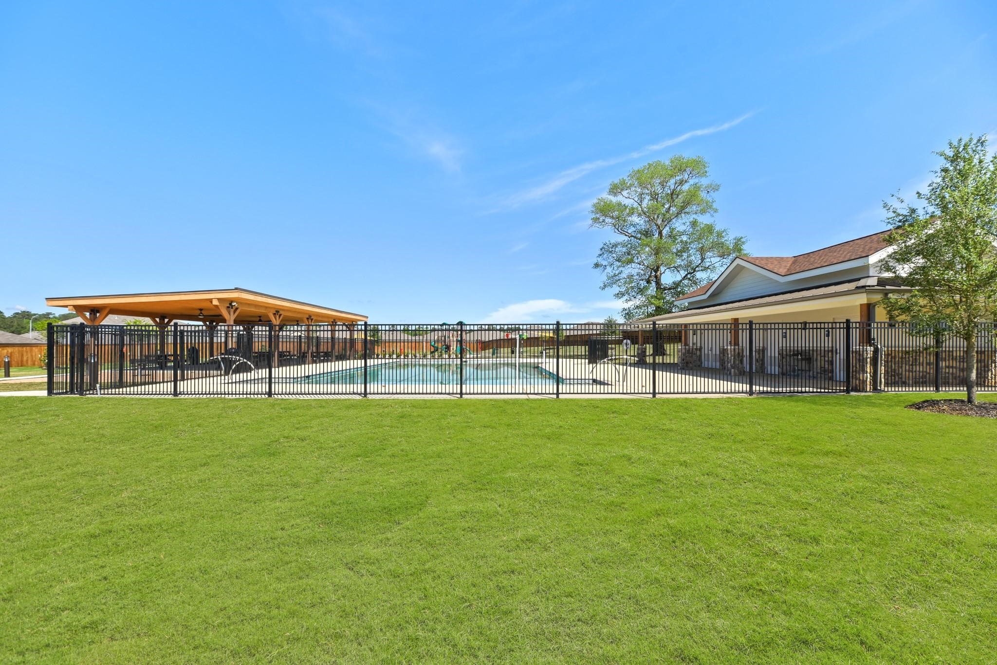 14960 Ivy Blossom Drive, Magnolia, TX 77354