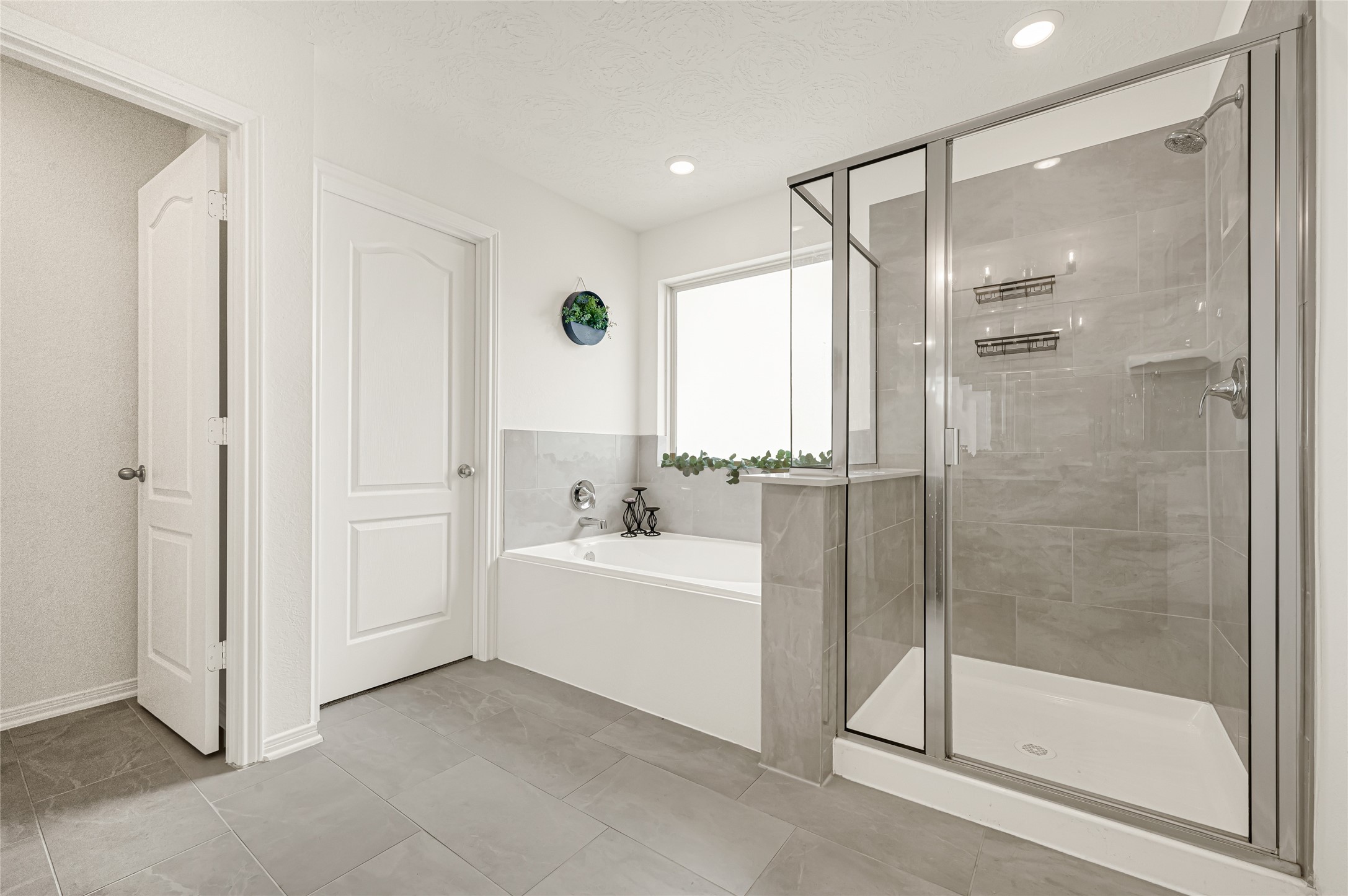 5510 Blackbird Lane, Hitchcock, TX 77563