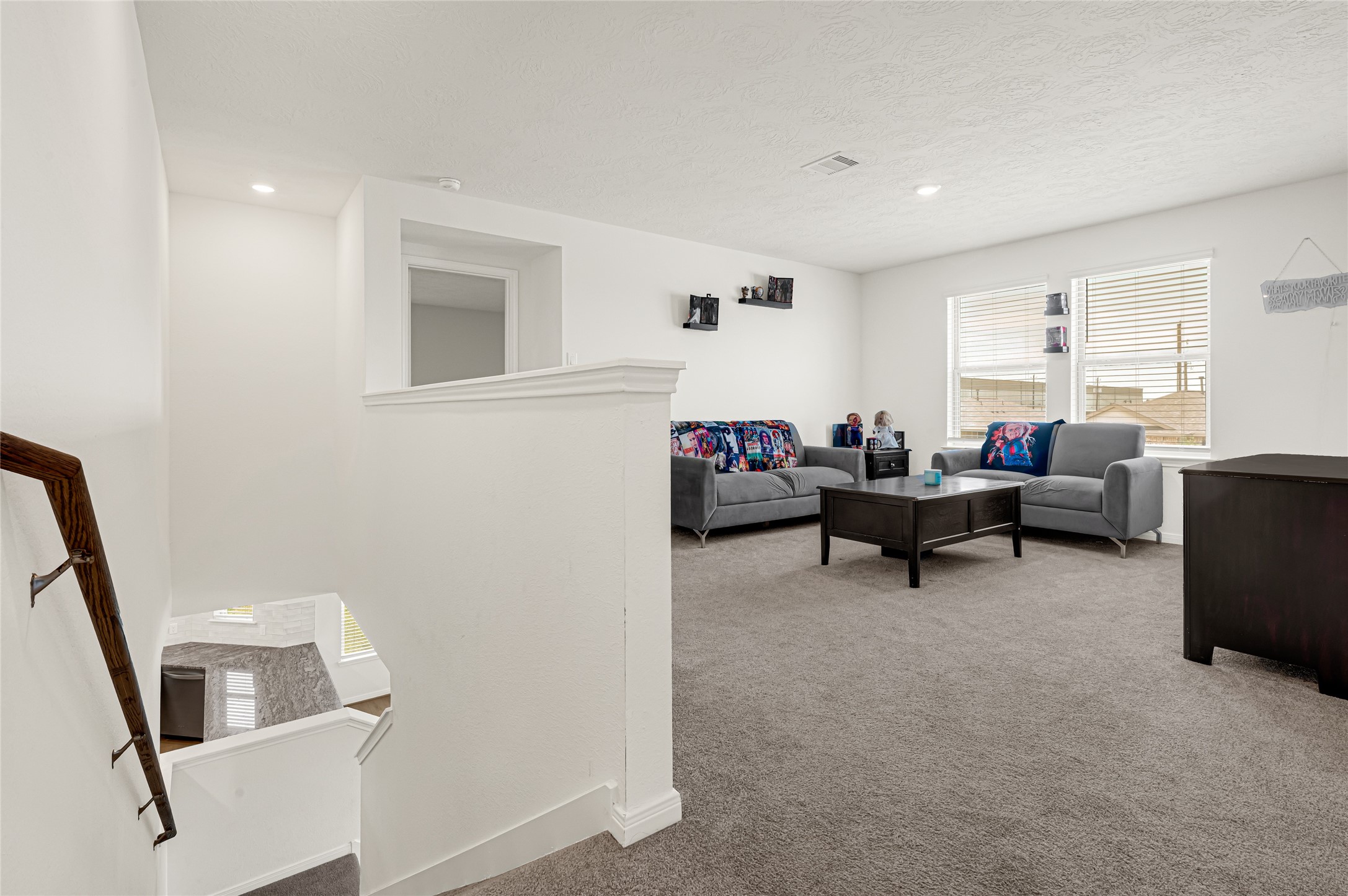 5510 Blackbird Lane, Hitchcock, TX 77563