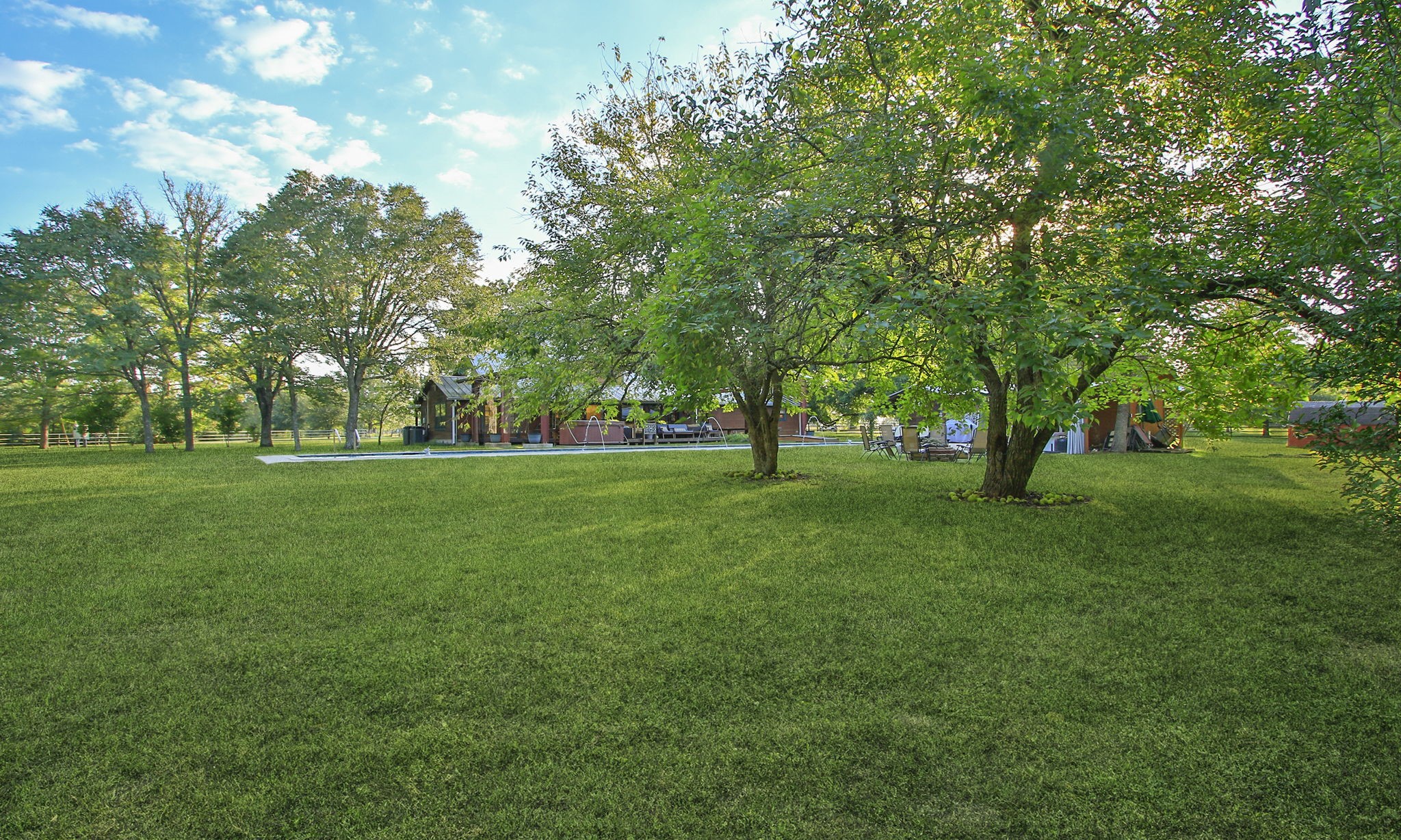 10176 Pooles Road, Montgomery, TX 77356