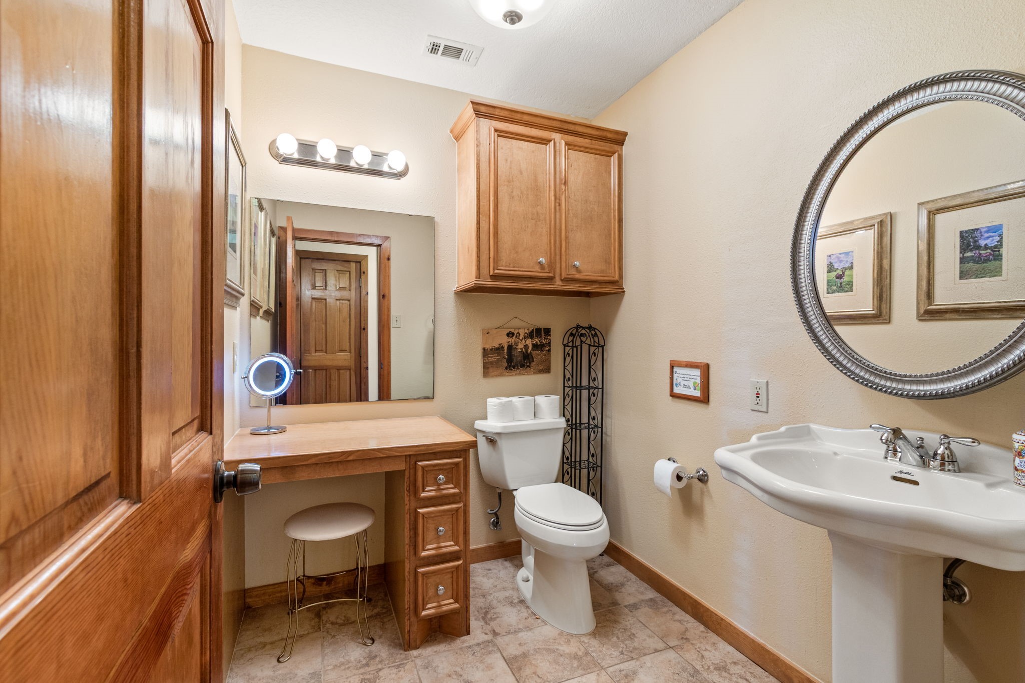 10176 Pooles Road, Montgomery, TX 77356