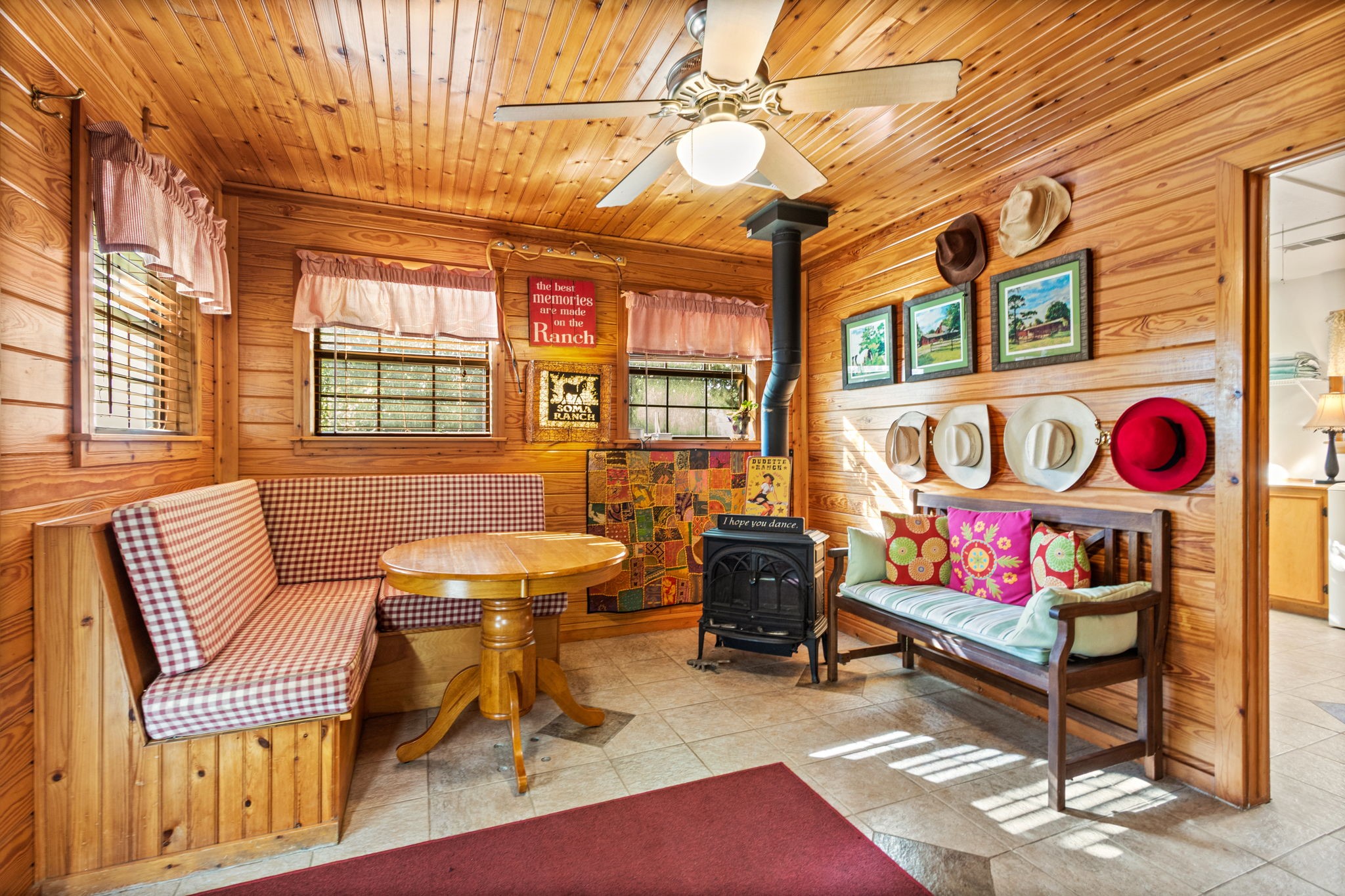 10176 Pooles Road, Montgomery, TX 77356