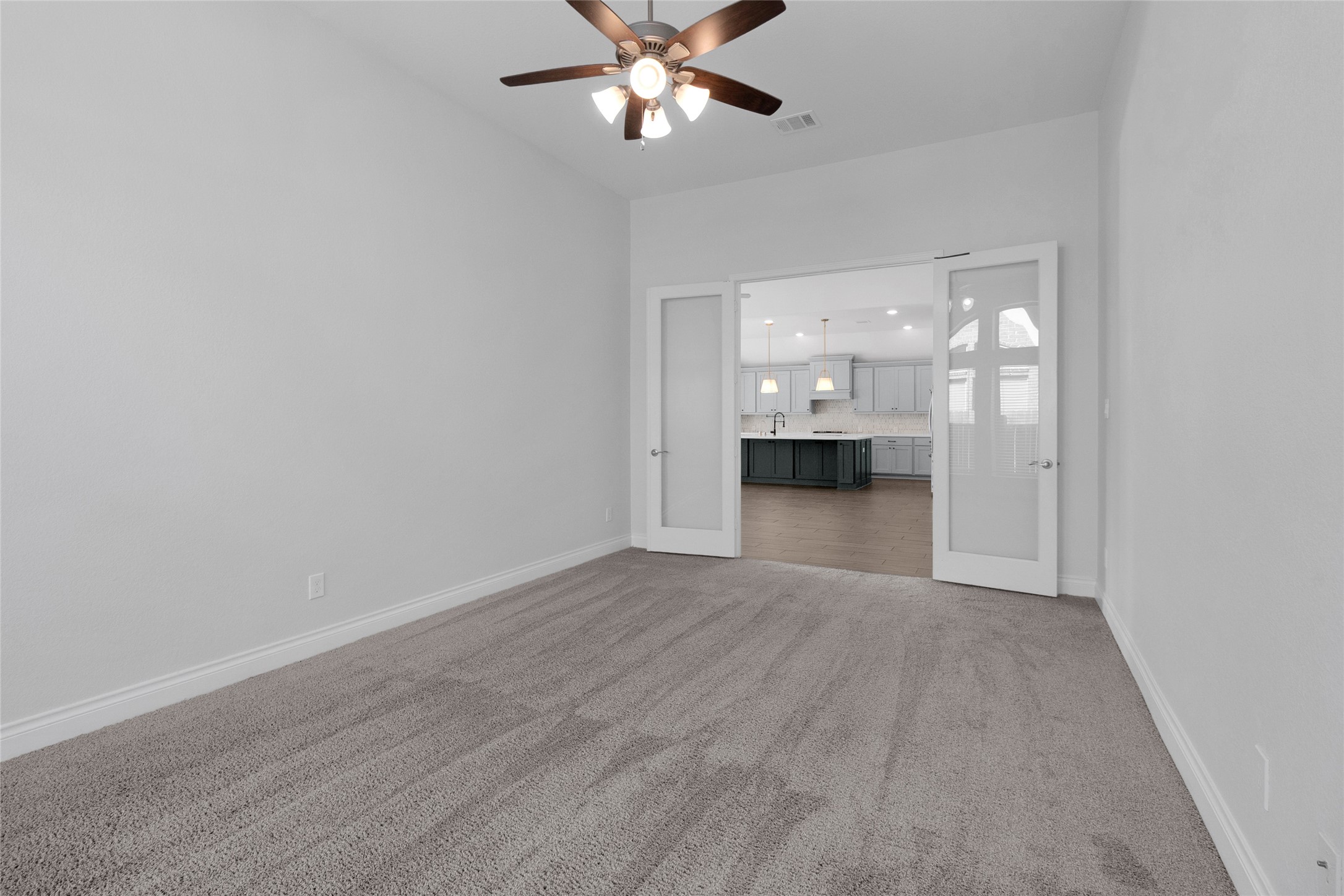 13610 Thunder Stone Ln, Pearland, TX 77584