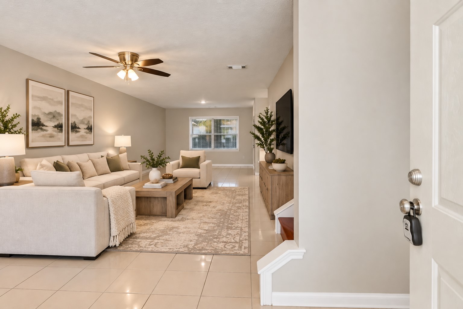 Enter to the living room
