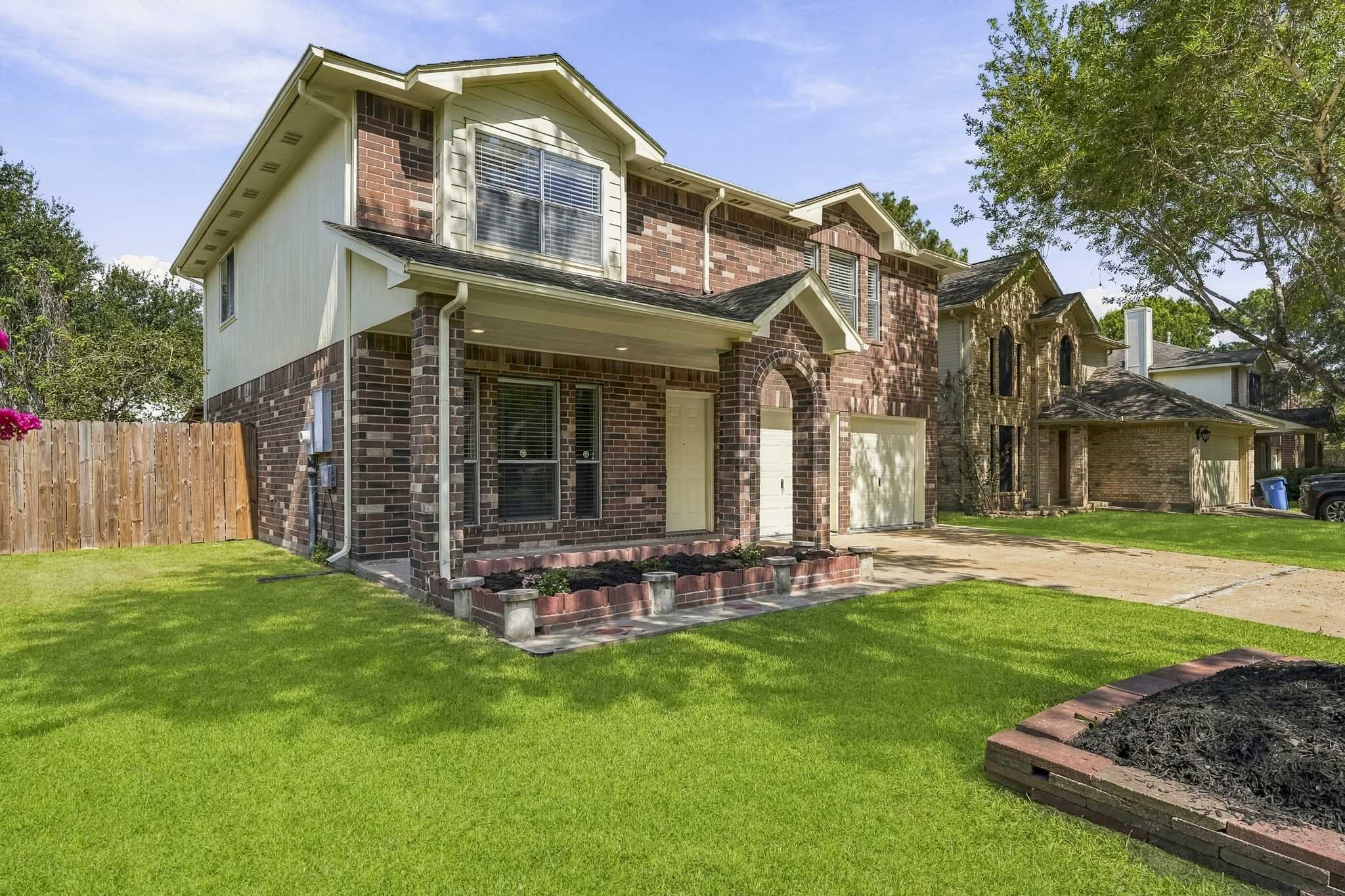 5815 Red River Drive, Dickinson, TX 77539
