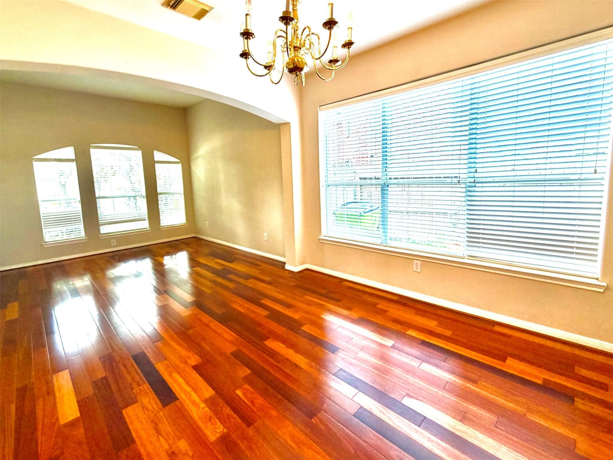 6811 Sable River Court, Missouri City, TX 77459
