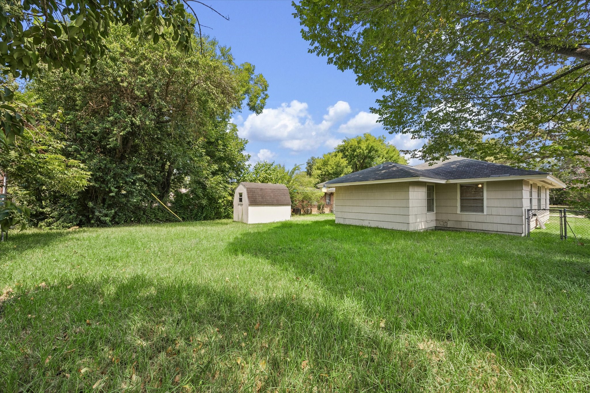 10214 Torrington Lane, Houston, TX 77075