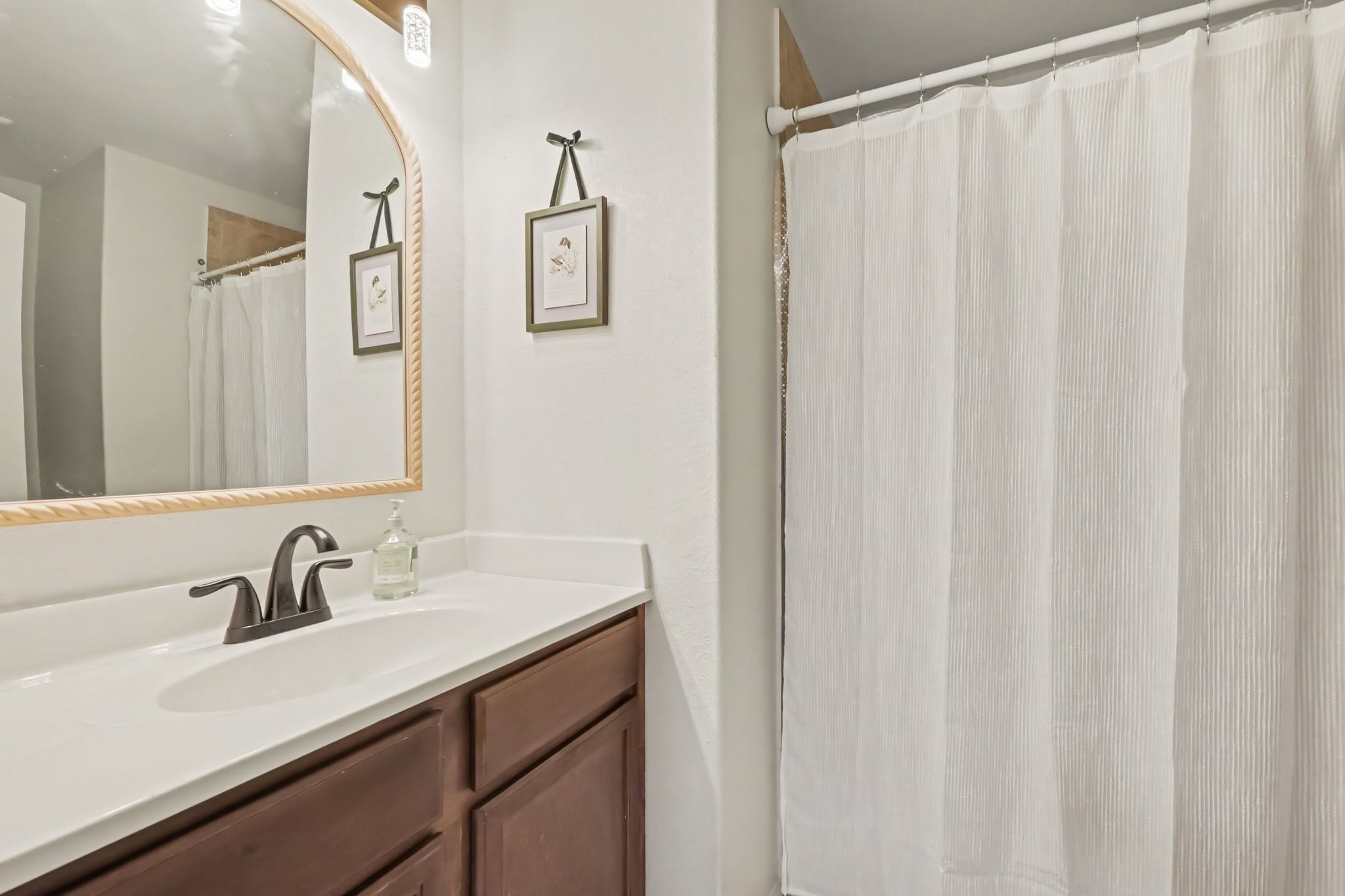 Second full bathroom features tub/shower combo