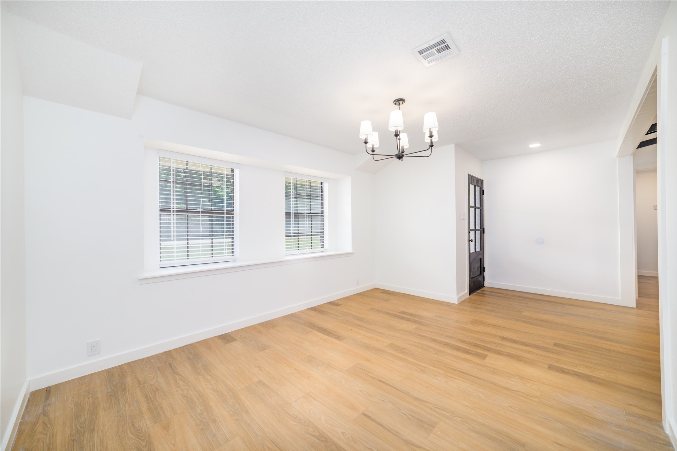 3304 Bruce Hall Road, Santa Fe, TX 77510