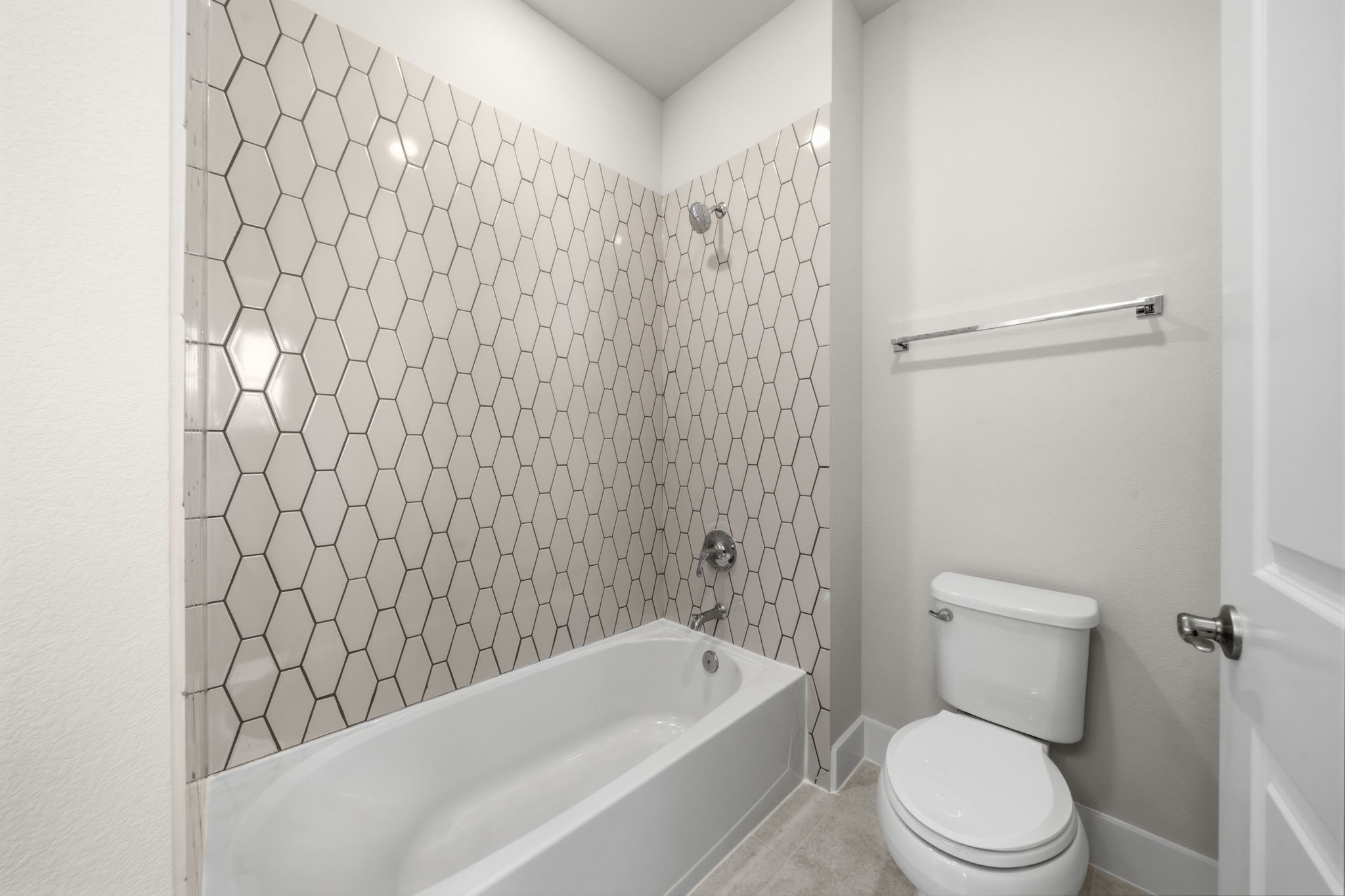 2010 Pine Woodland Lane, Manvel, TX 77583