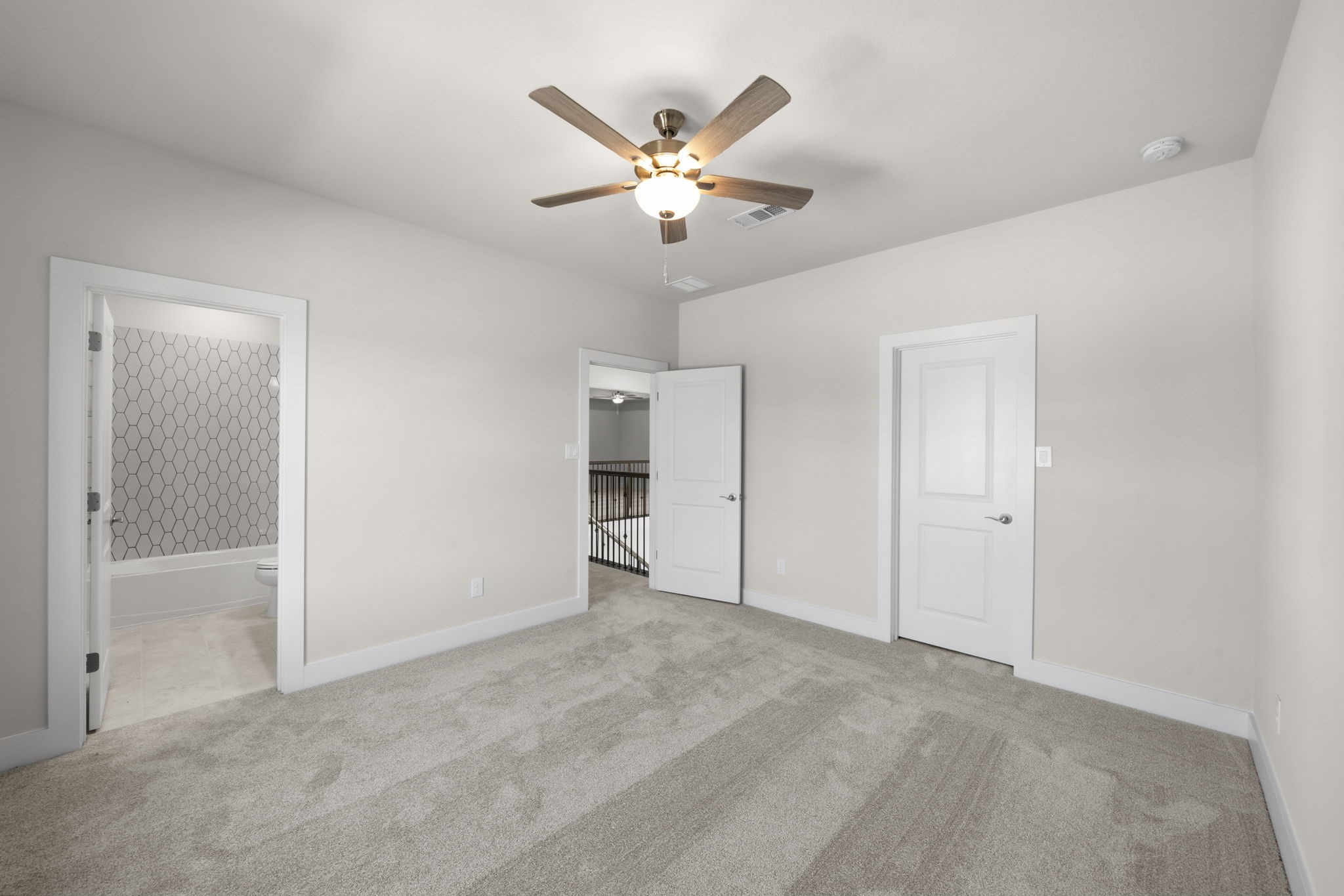 2010 Pine Woodland Lane, Manvel, TX 77583