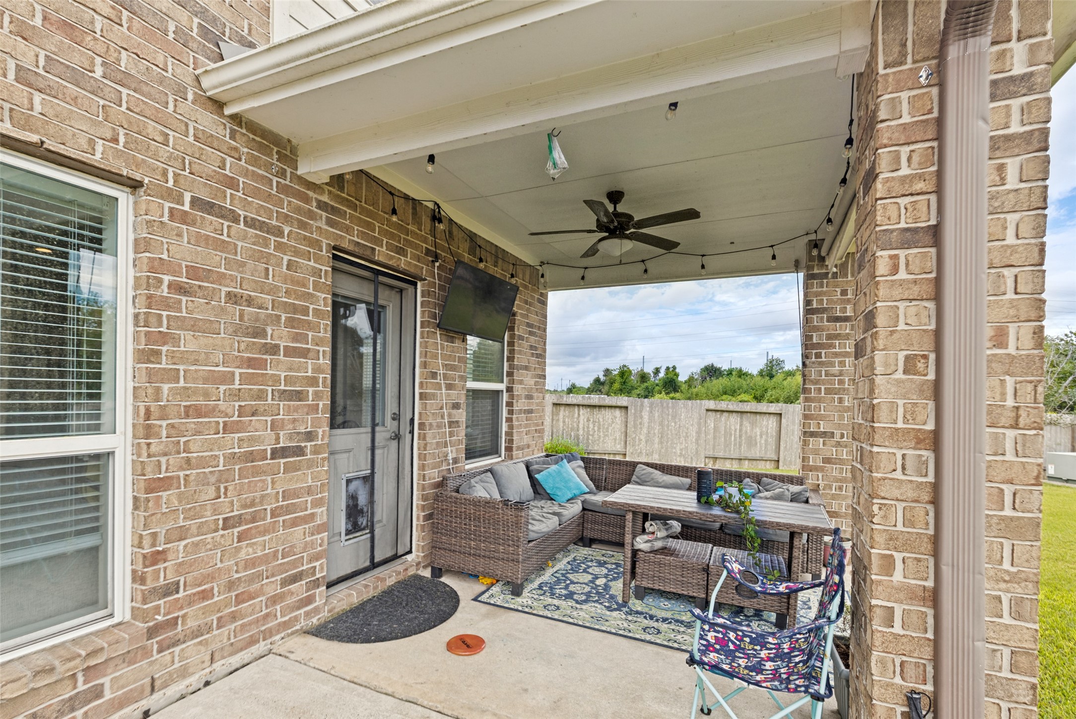 337 Burgundy Drive, Alvin, TX 77511
