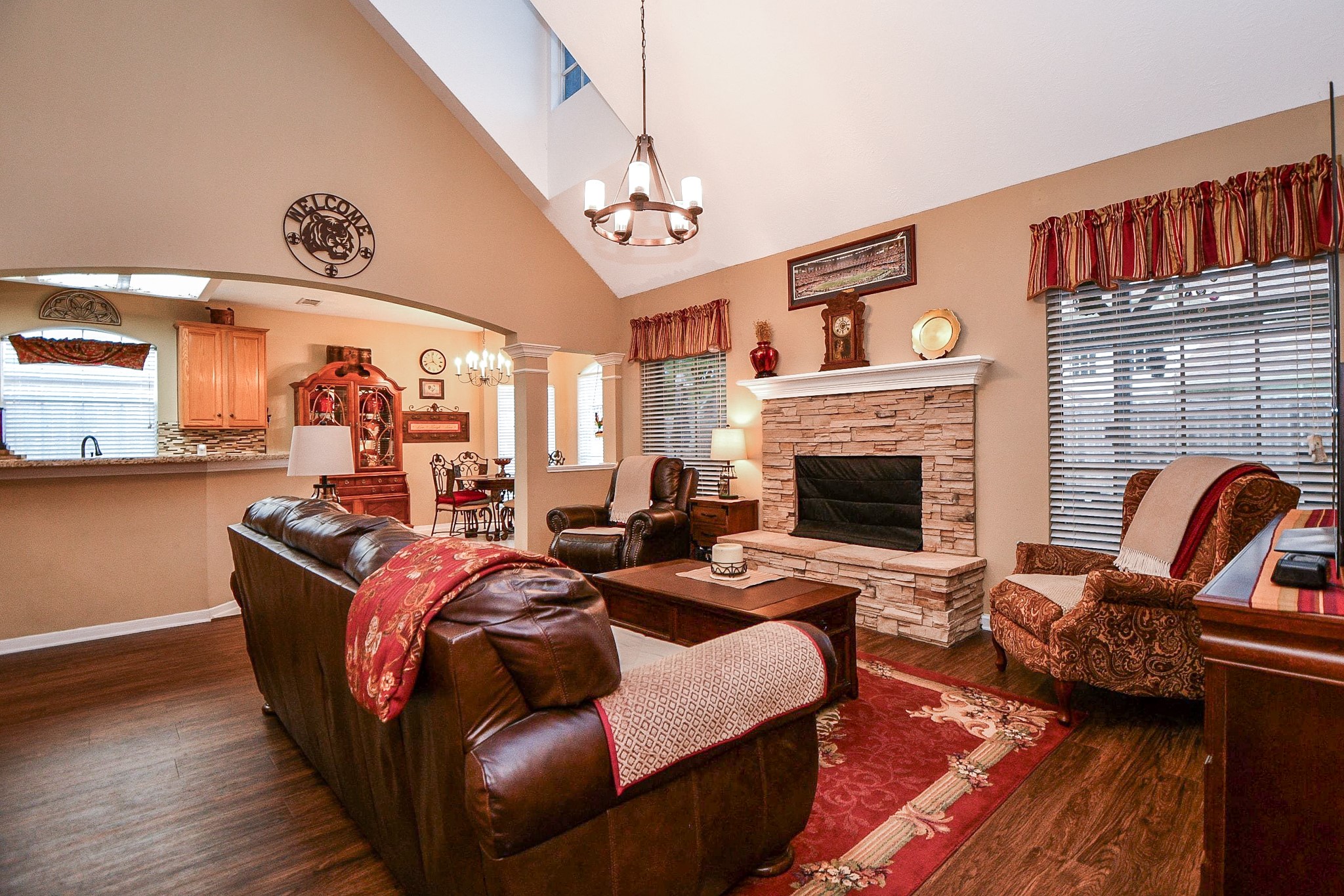 From busy weekday mornings to relaxed weekends at home, this layout keeps everyone connected. The family room flows naturally into the kitchen and breakfast area, creating a comfortable setting for everyday living and entertaining.