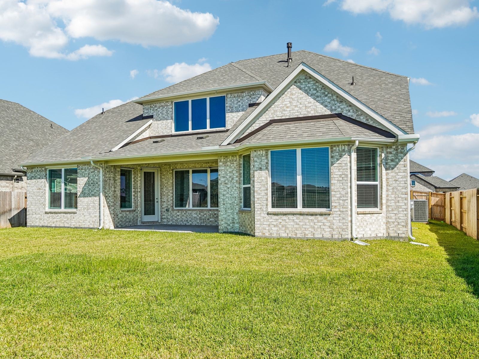 5232 Autumn Hills Trail, Pearland, TX 77584