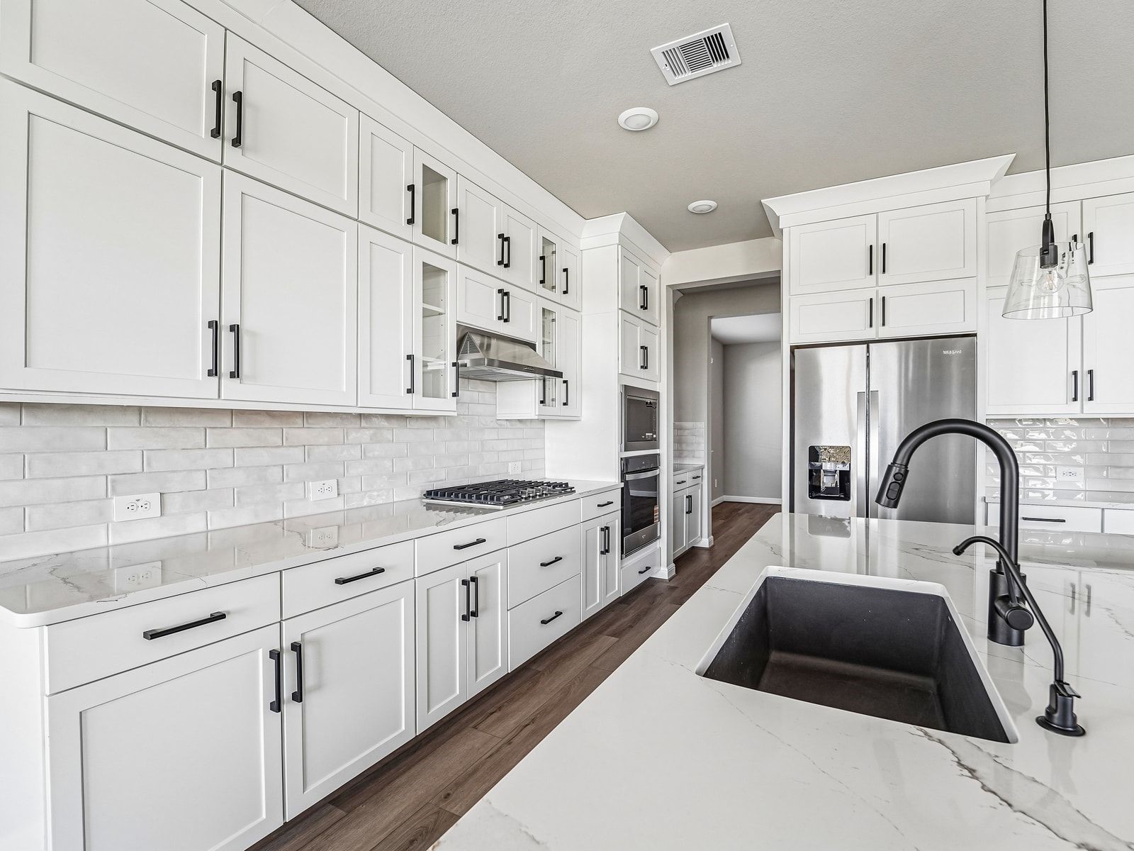 5232 Autumn Hills Trail, Pearland, TX 77584 5232 Autumn Hills Trail, Pearland, TX 77584