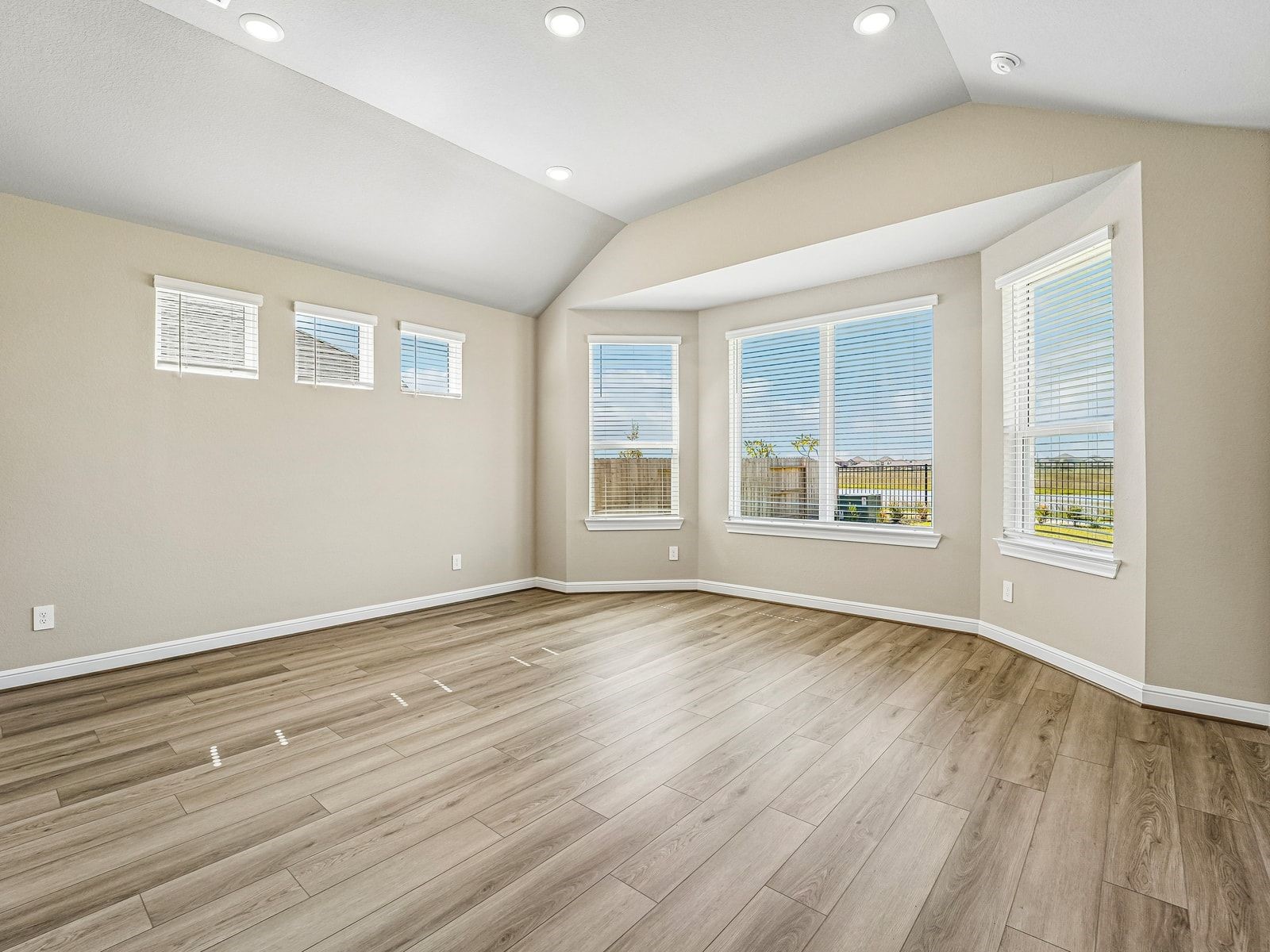 5232 Autumn Hills Trail, Pearland, TX 77584