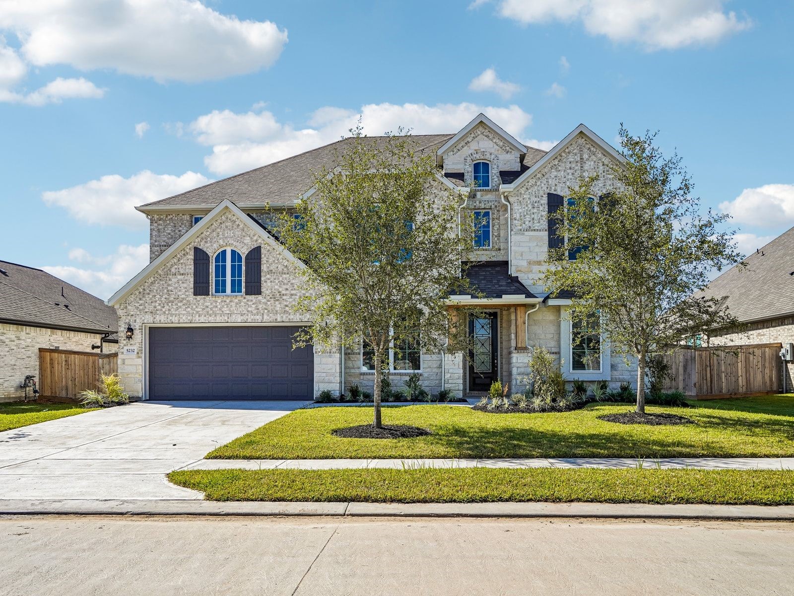 5232 Autumn Hills Trail, Pearland, TX 77584 5232 Autumn Hills Trail, Pearland, TX 77584
