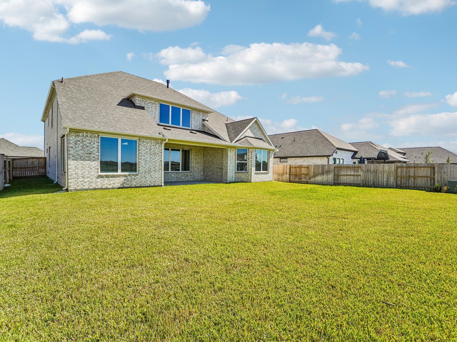 5232 Autumn Hills Trail, Pearland, TX 77584