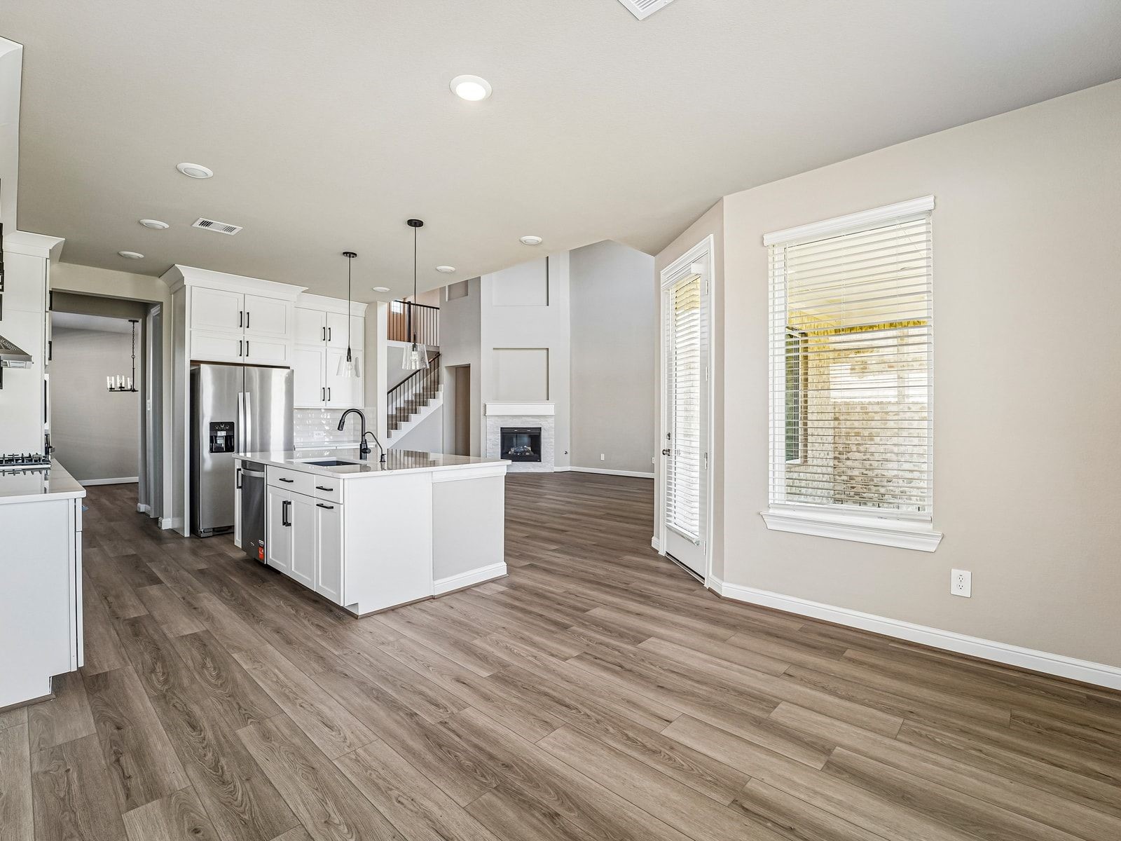 5232 Autumn Hills Trail, Pearland, TX 77584