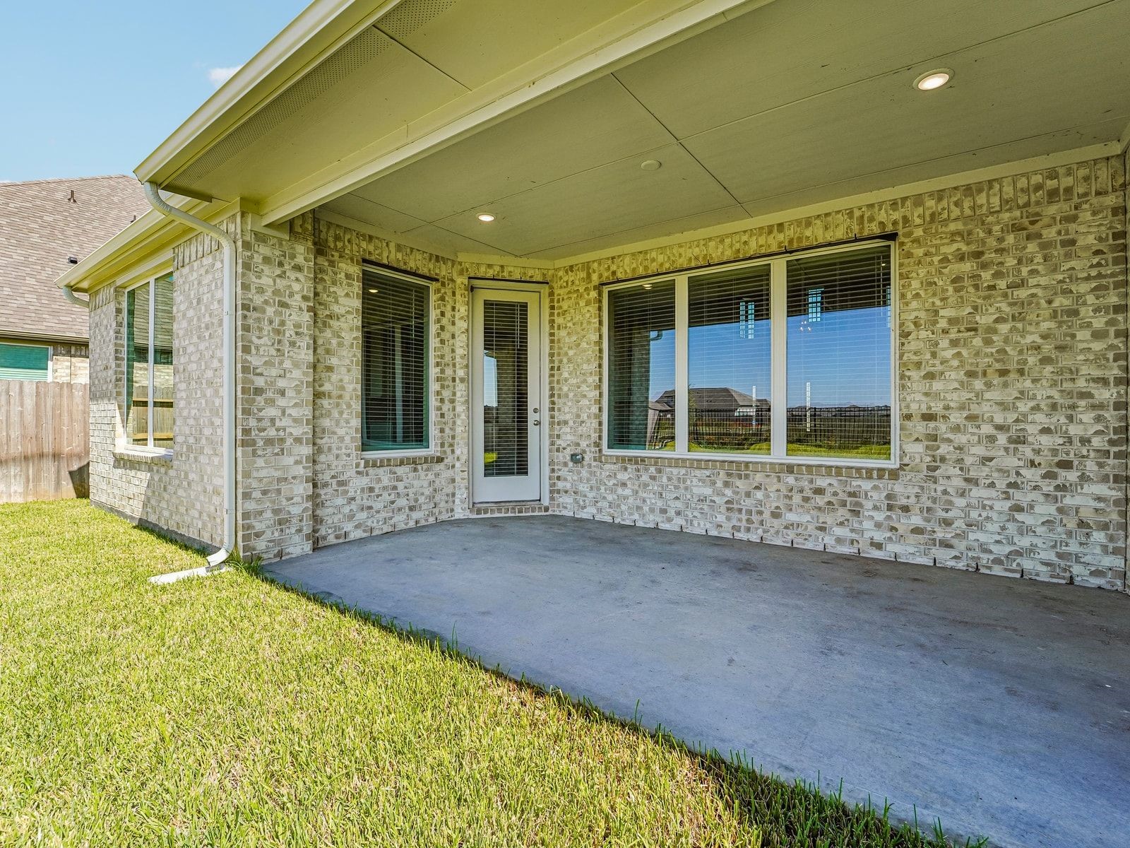 5232 Autumn Hills Trail, Pearland, TX 77584