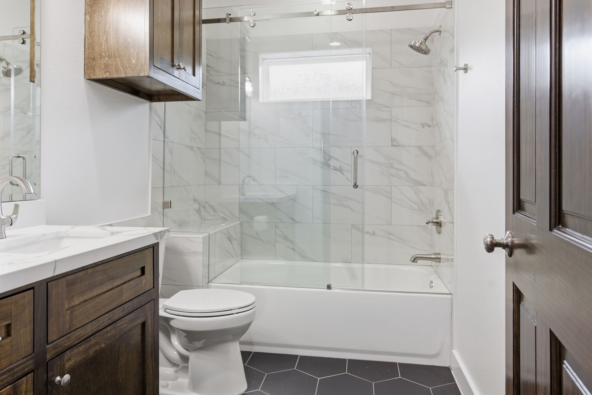 secondary bathroom