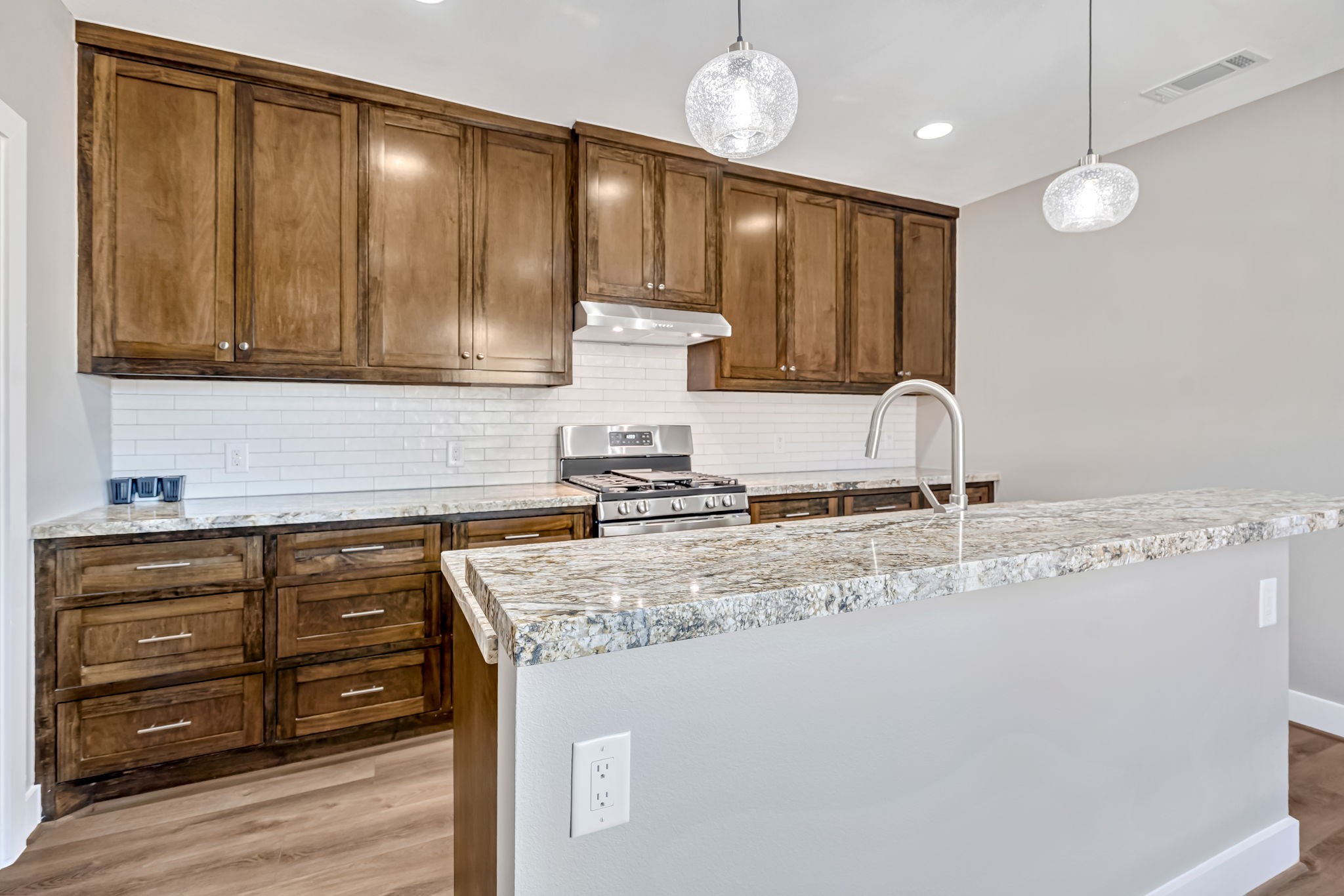 430 N Hutcheson Street, Houston, TX 77003