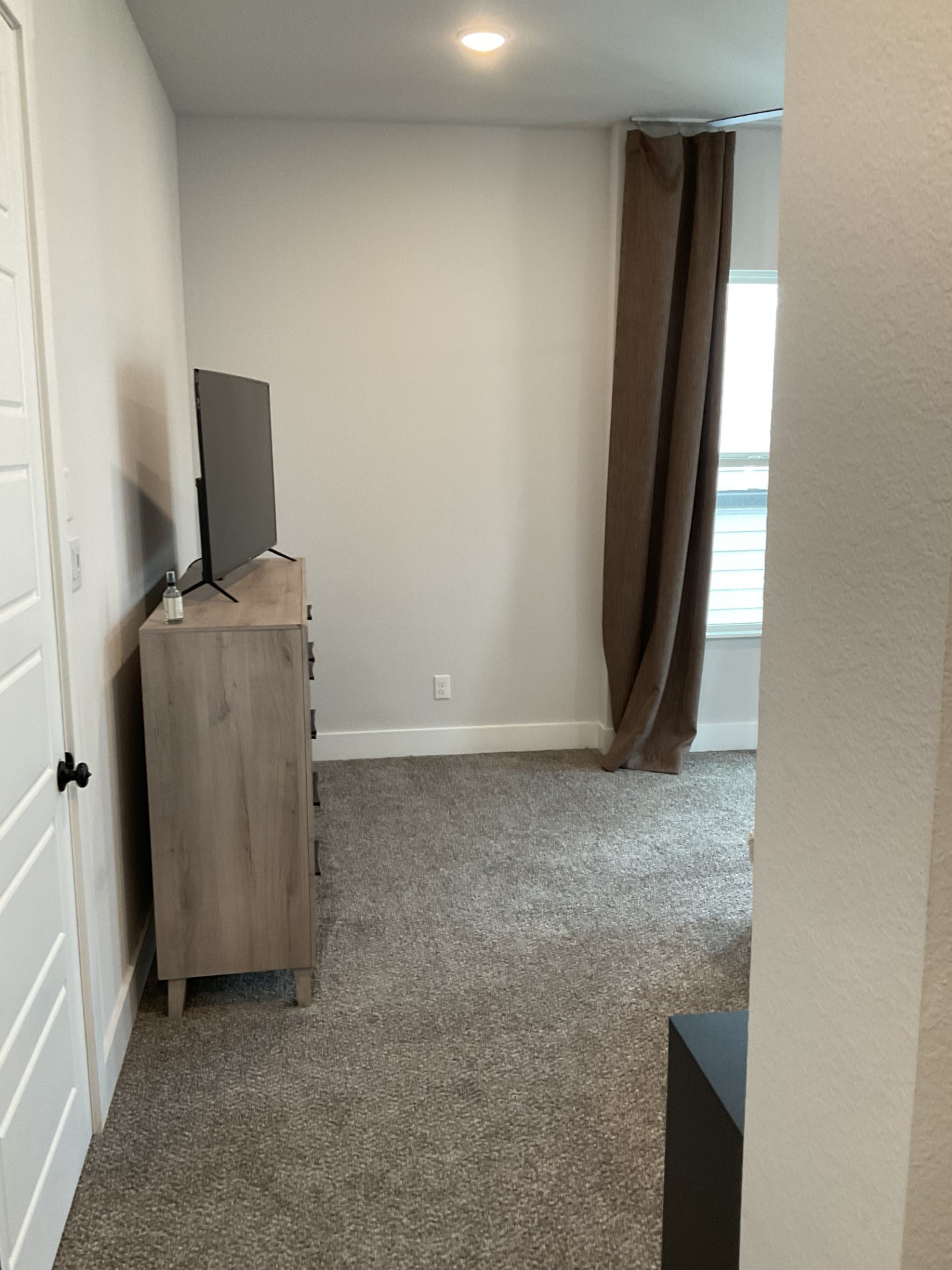 looking into master from the closet area