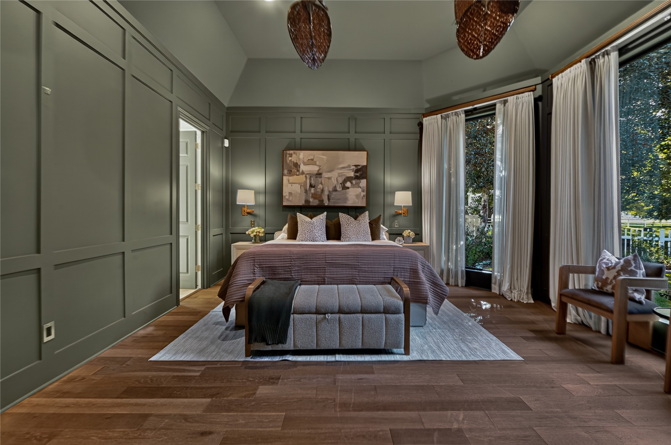 Primary suite.