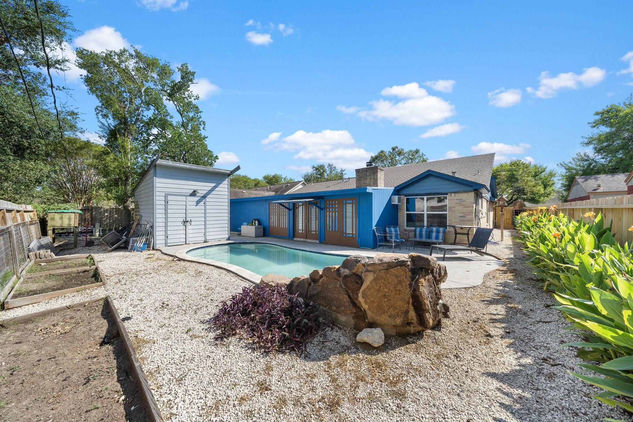 4522 Albatross Drive, Seabrook, TX 77586