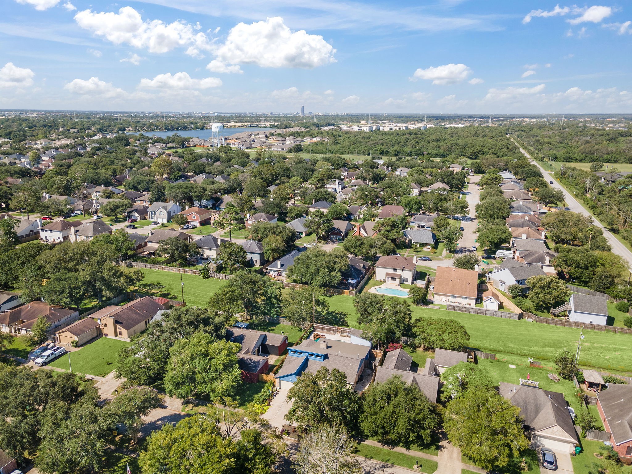 4522 Albatross Drive, Seabrook, TX 77586