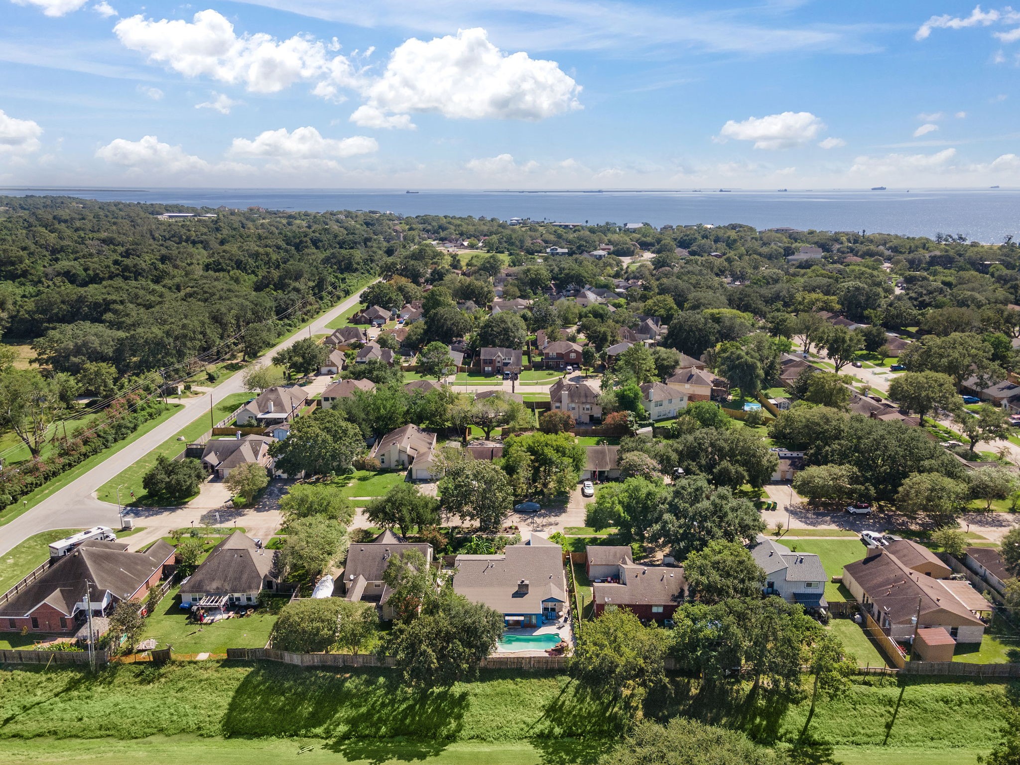 4522 Albatross Drive, Seabrook, TX 77586